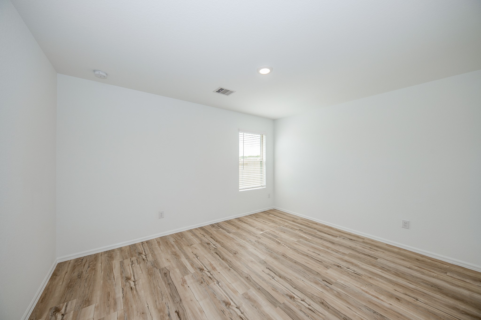 140 Austin Street Property Photo 14