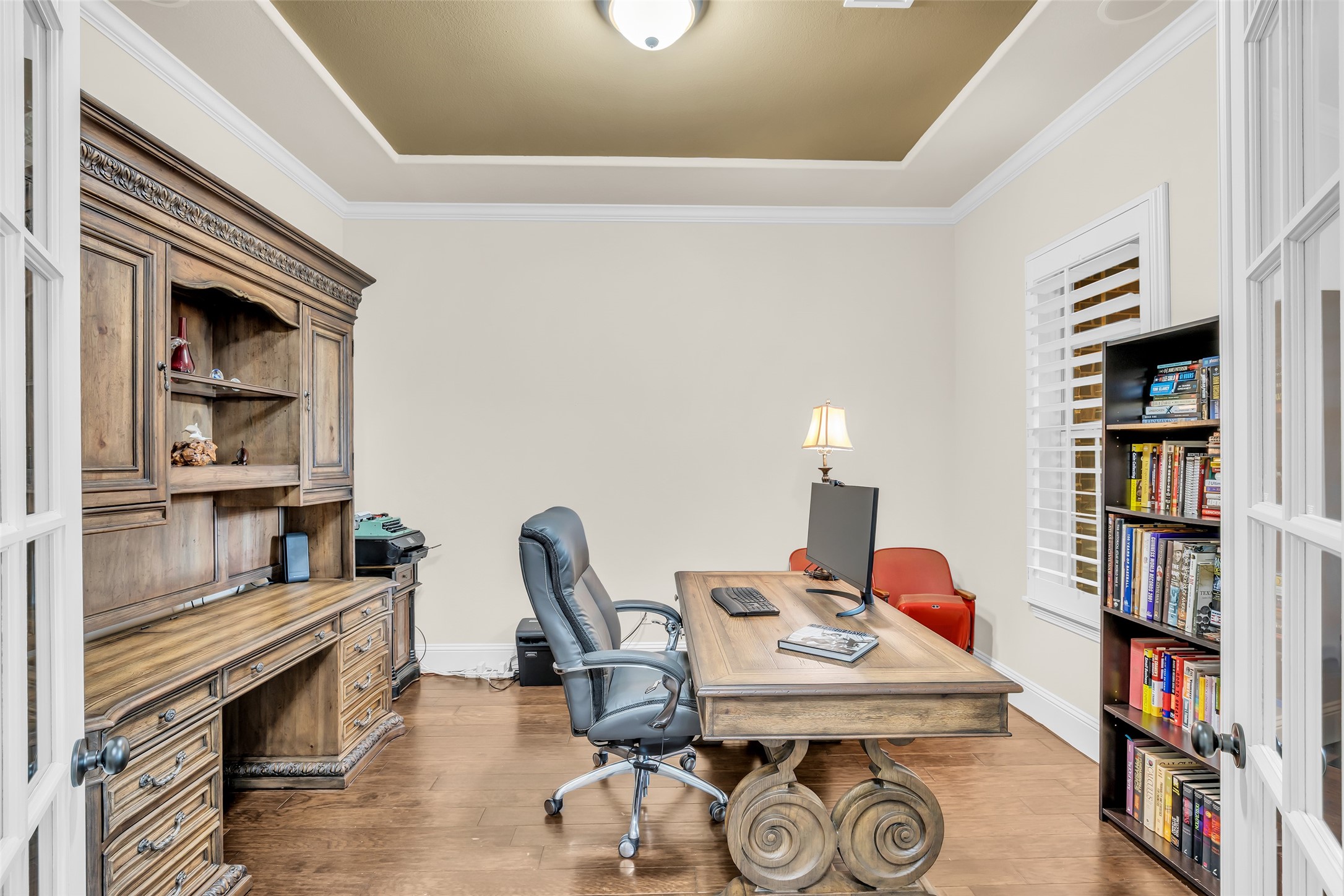 8723 Long Cross Drive Property Photo 19