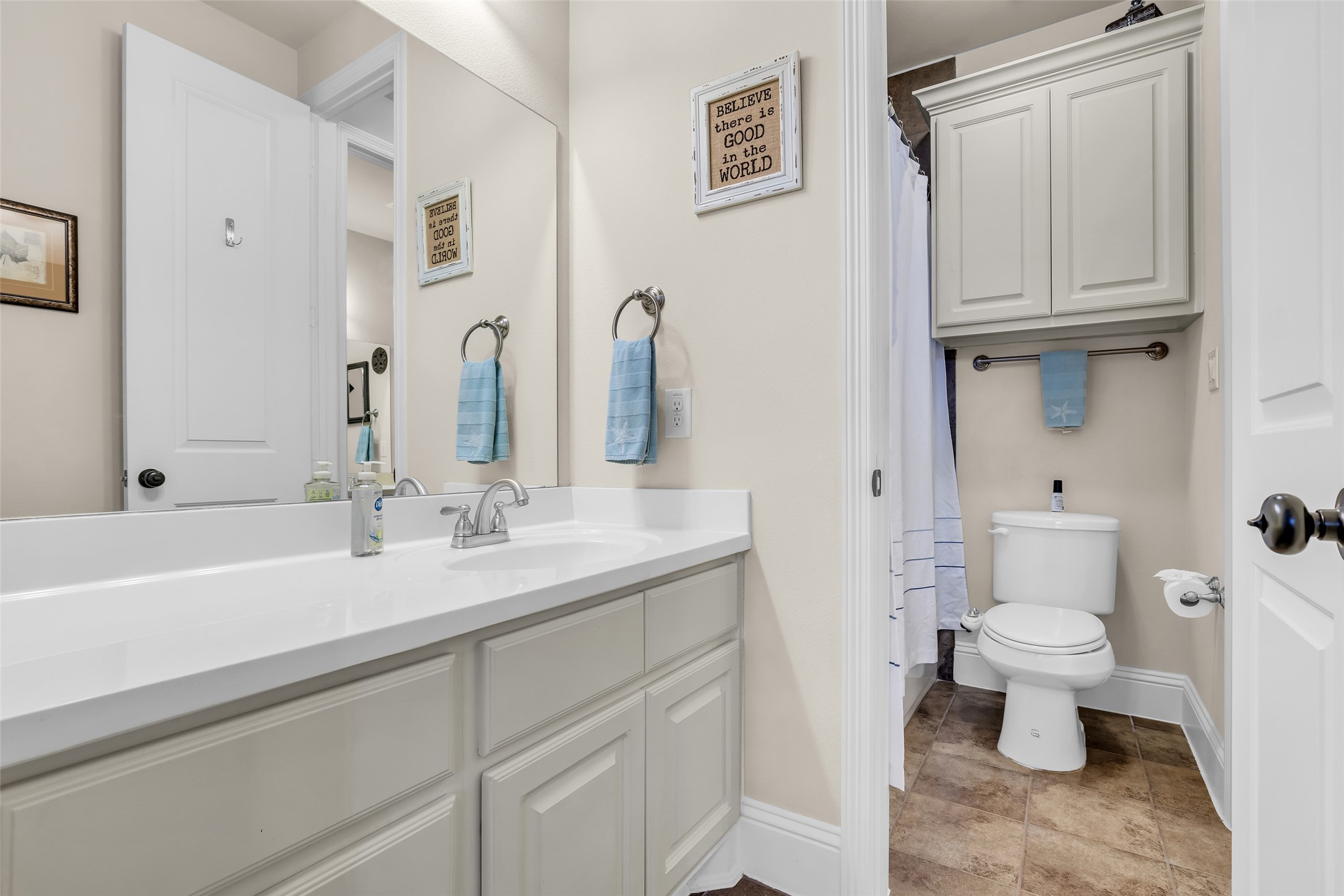 8723 Long Cross Drive Property Photo 24