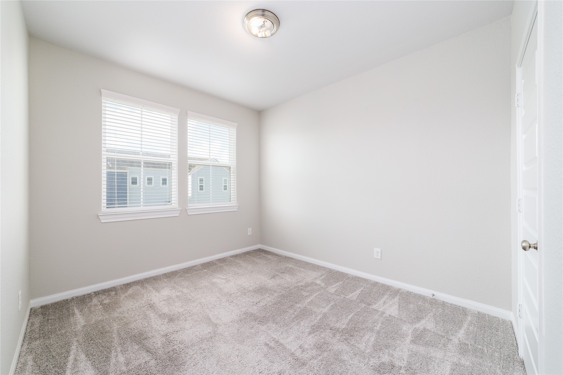 10008 Waving Grain Lane Property Photo 16