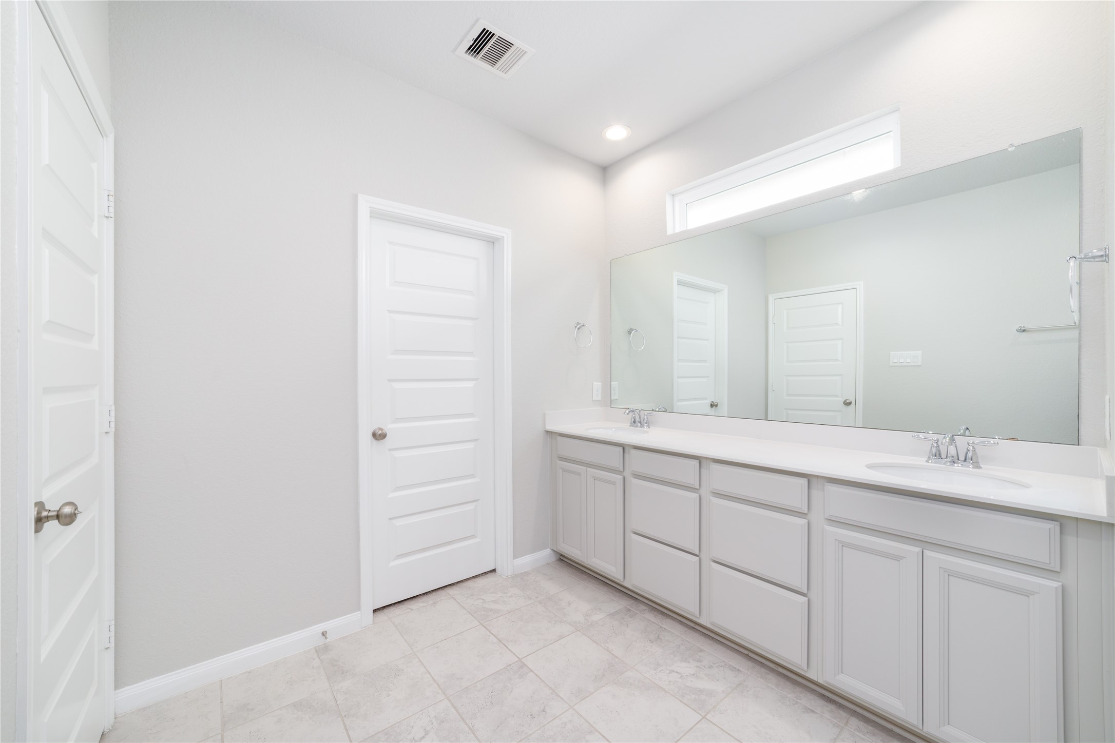 10008 Waving Grain Lane Property Photo 18