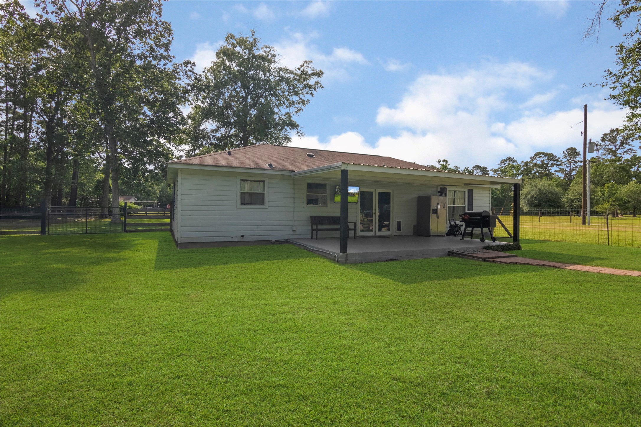 79 E Pine Drive Property Photo 4