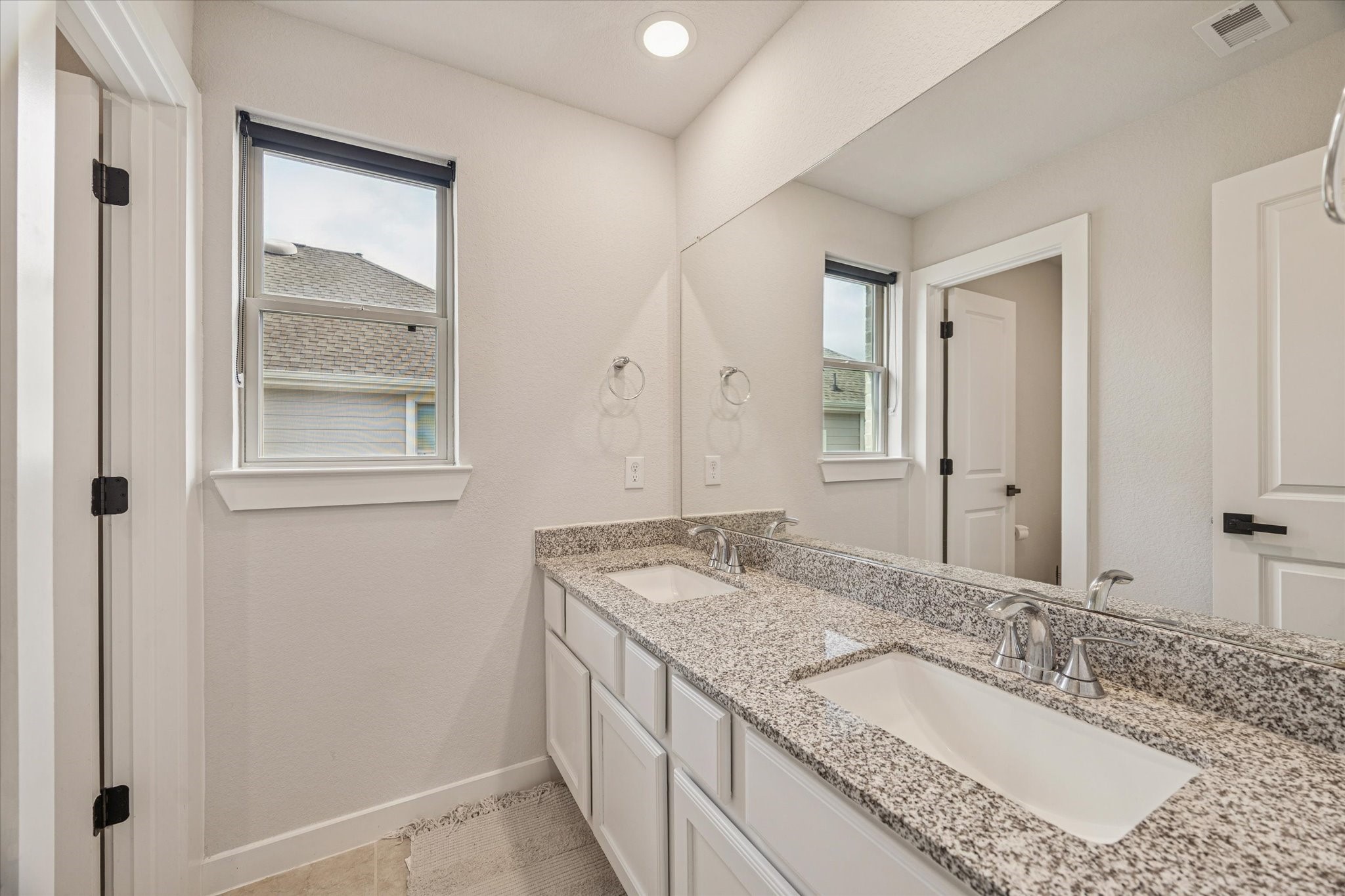 7933 Spring Run Drive Property Photo 21