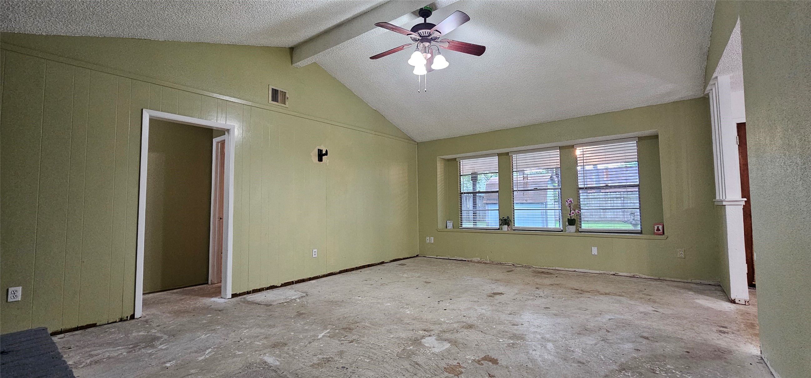 23338 Goodfellow Drive Property Photo 2