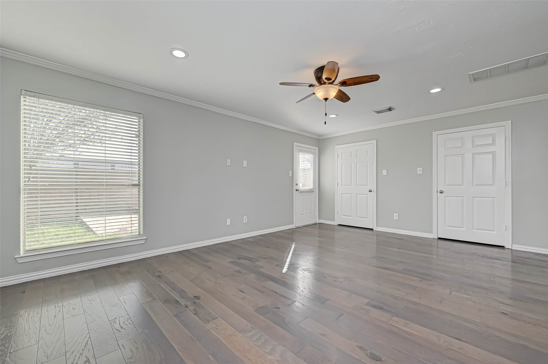 7816 Stoneyway Drive Property Photo 8