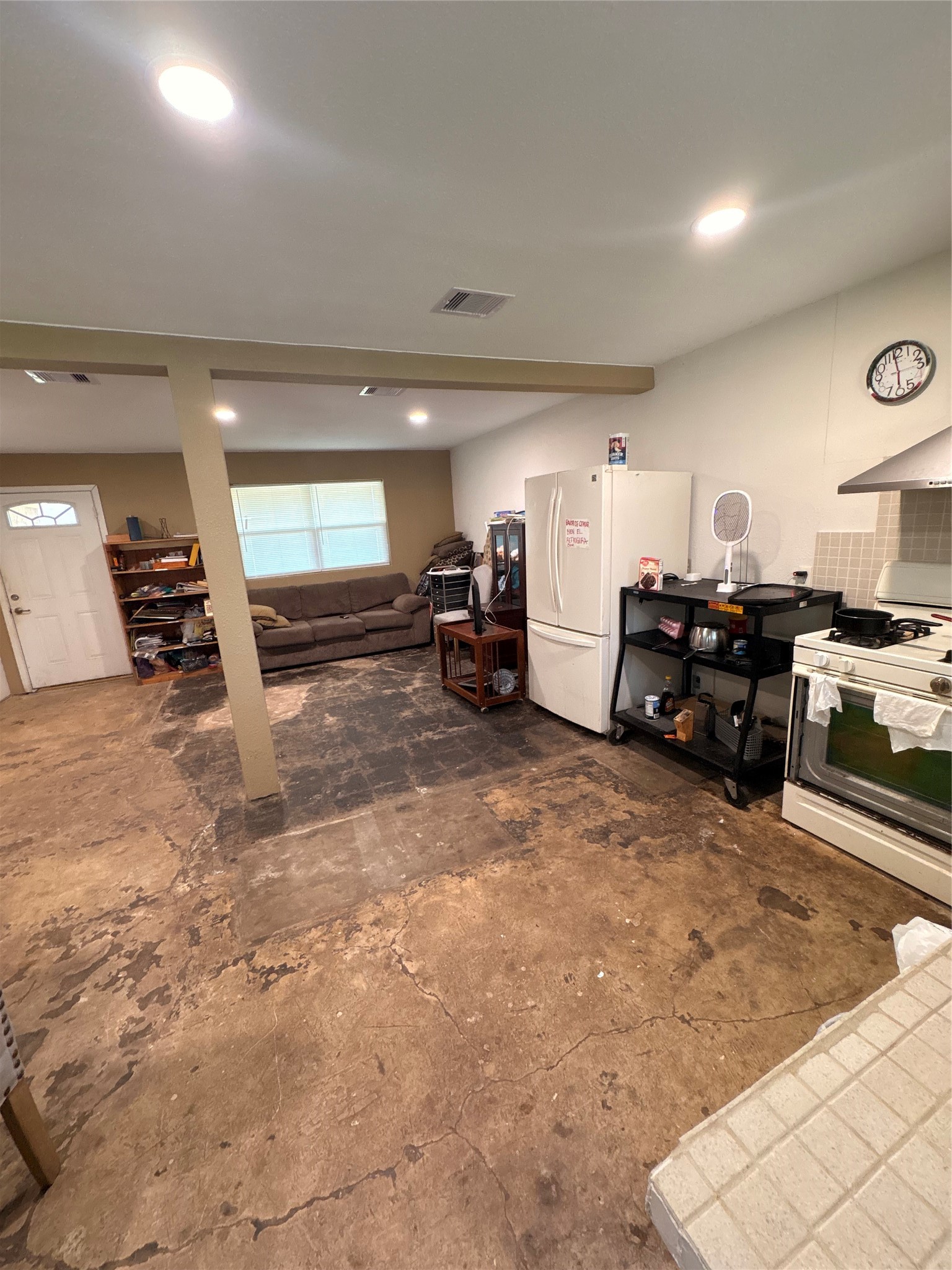 1390 North Street Property Photo 5