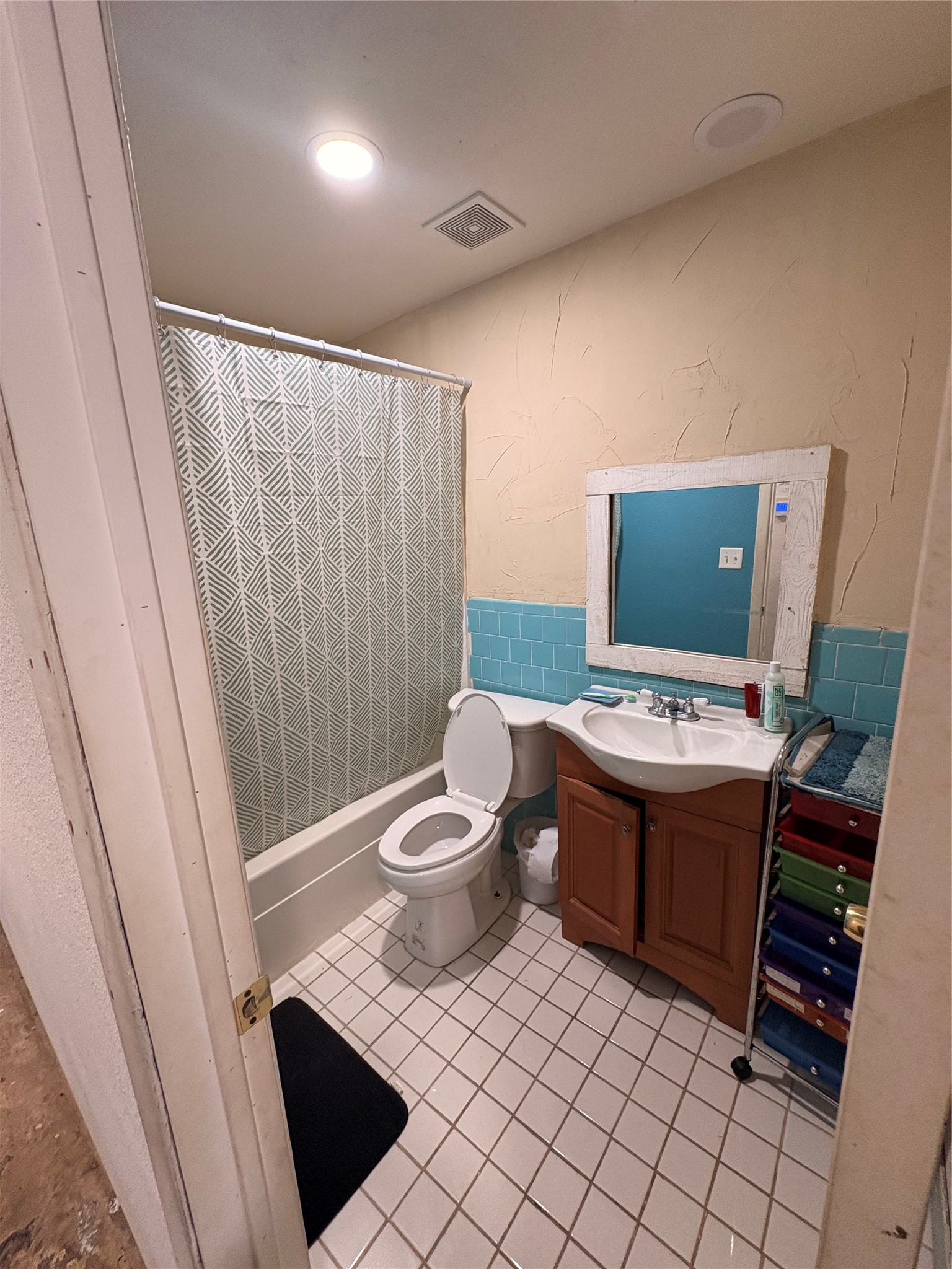 1390 North Street Property Photo 8