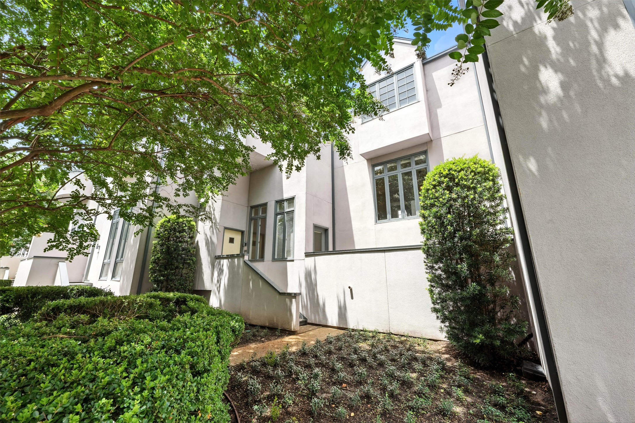 1385 Arlington Street 1385 Property Photo 1
