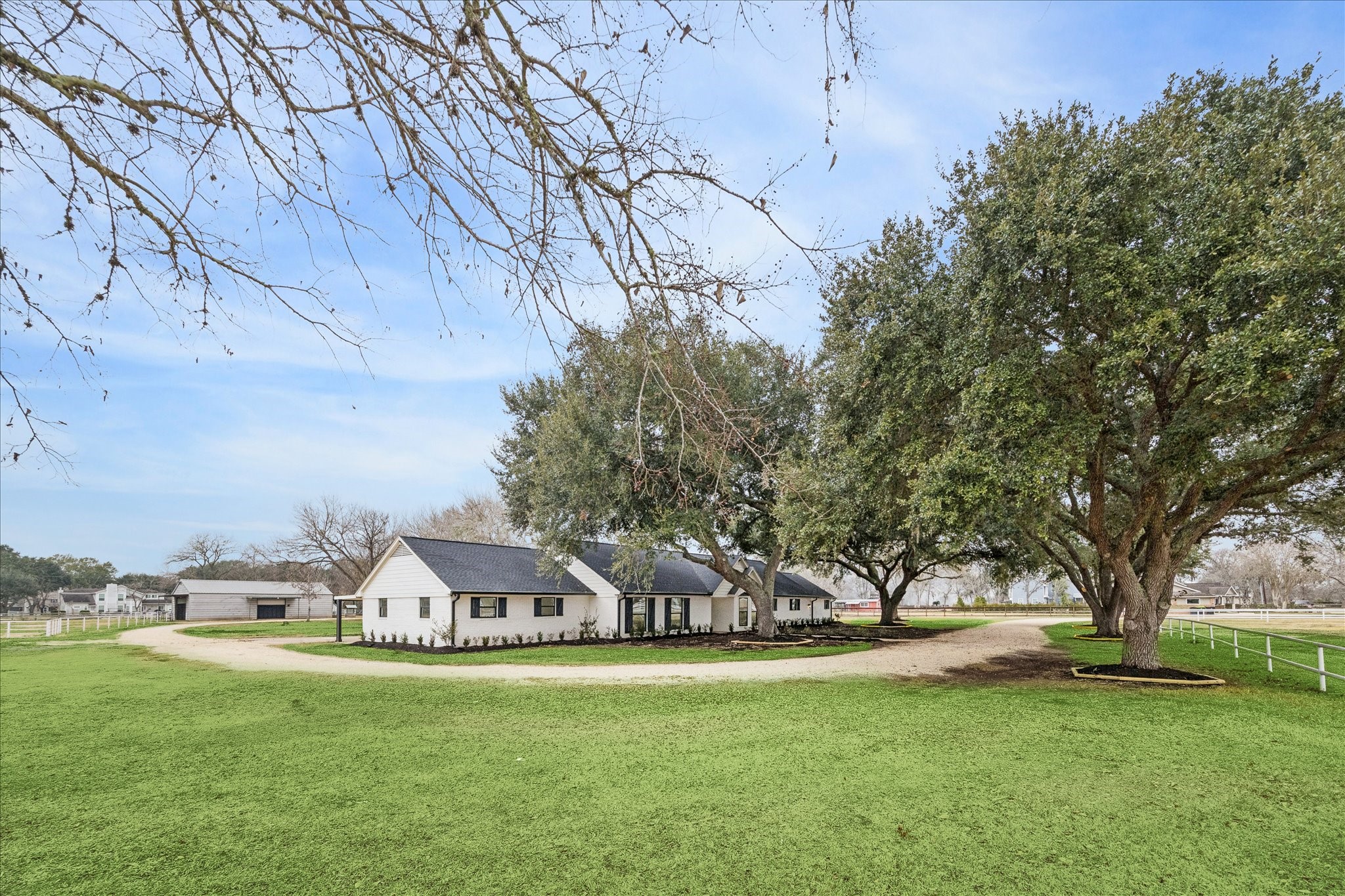 6911 Oak Lane Property Photo 9