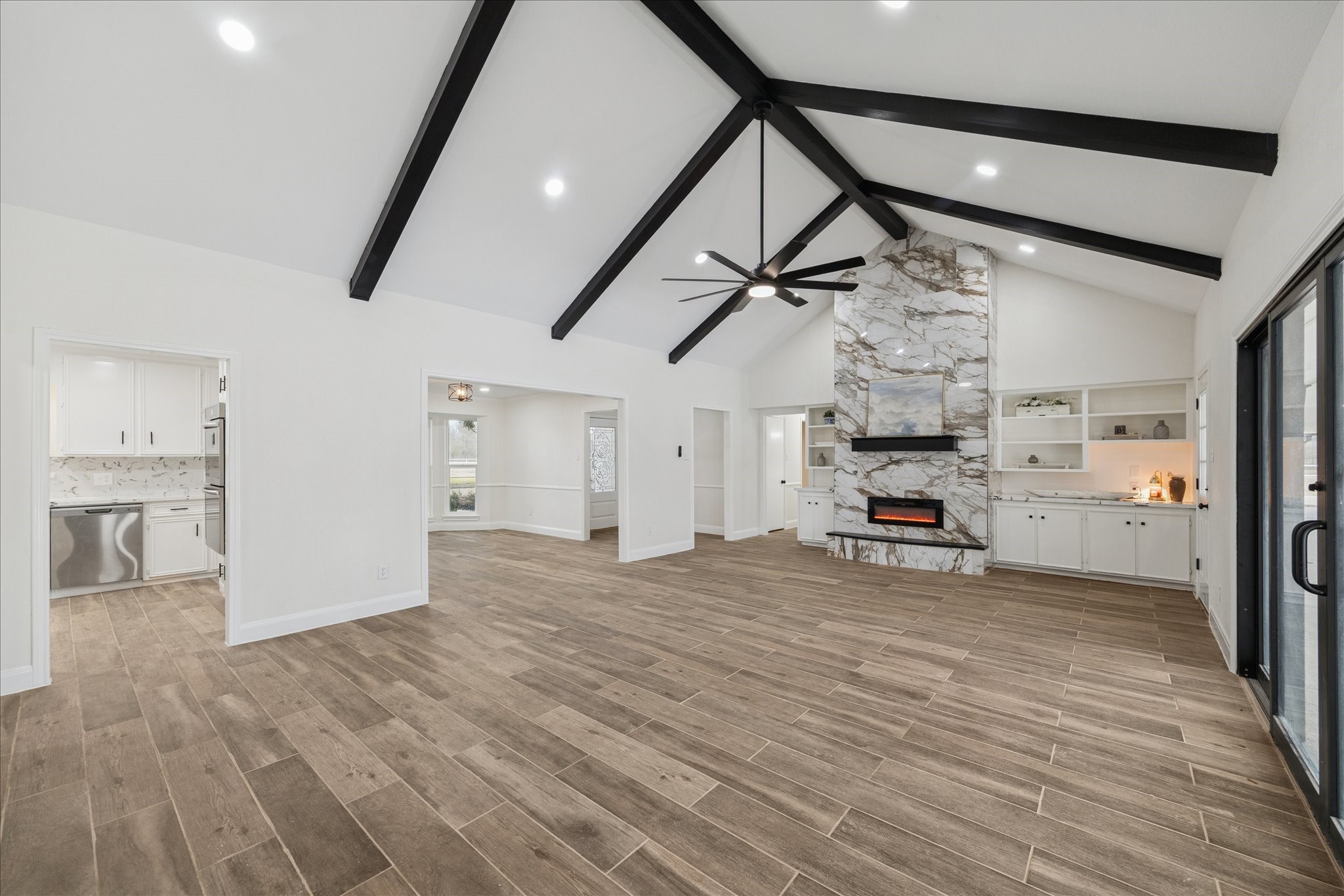 6911 Oak Lane Property Photo 14