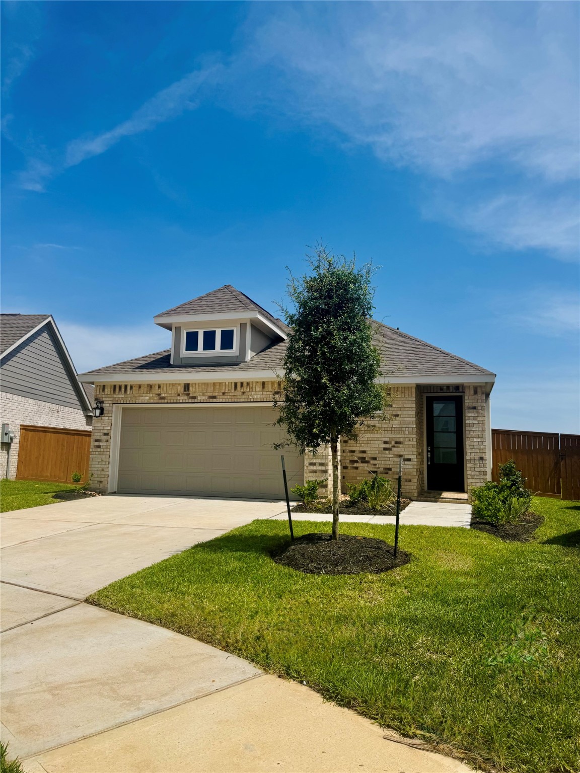 27207 Finland Sands Drive Property Photo 1