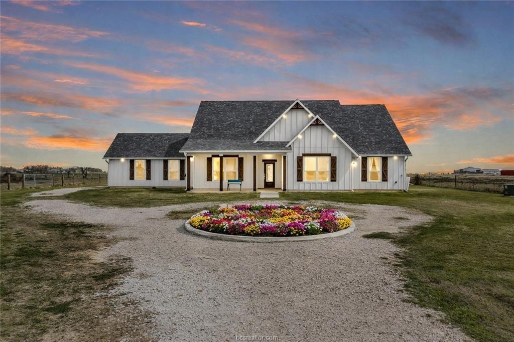 36244 Cochran Road Property Photo 2