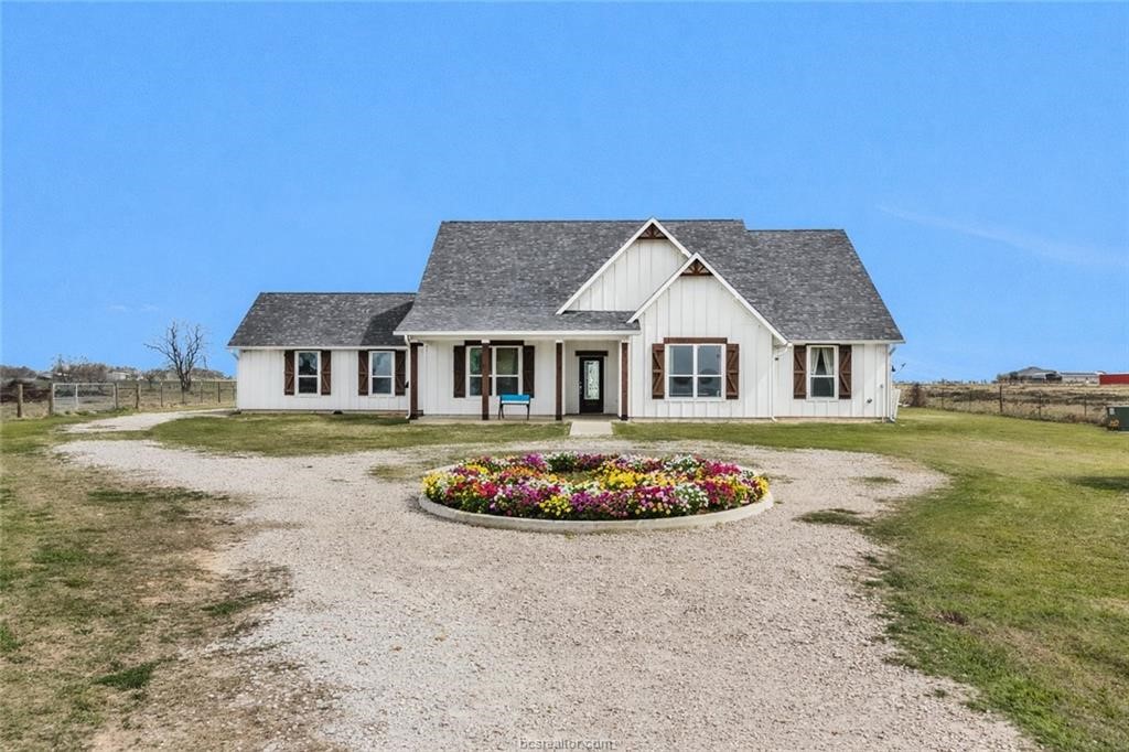 36244 Cochran Road Property Photo 3