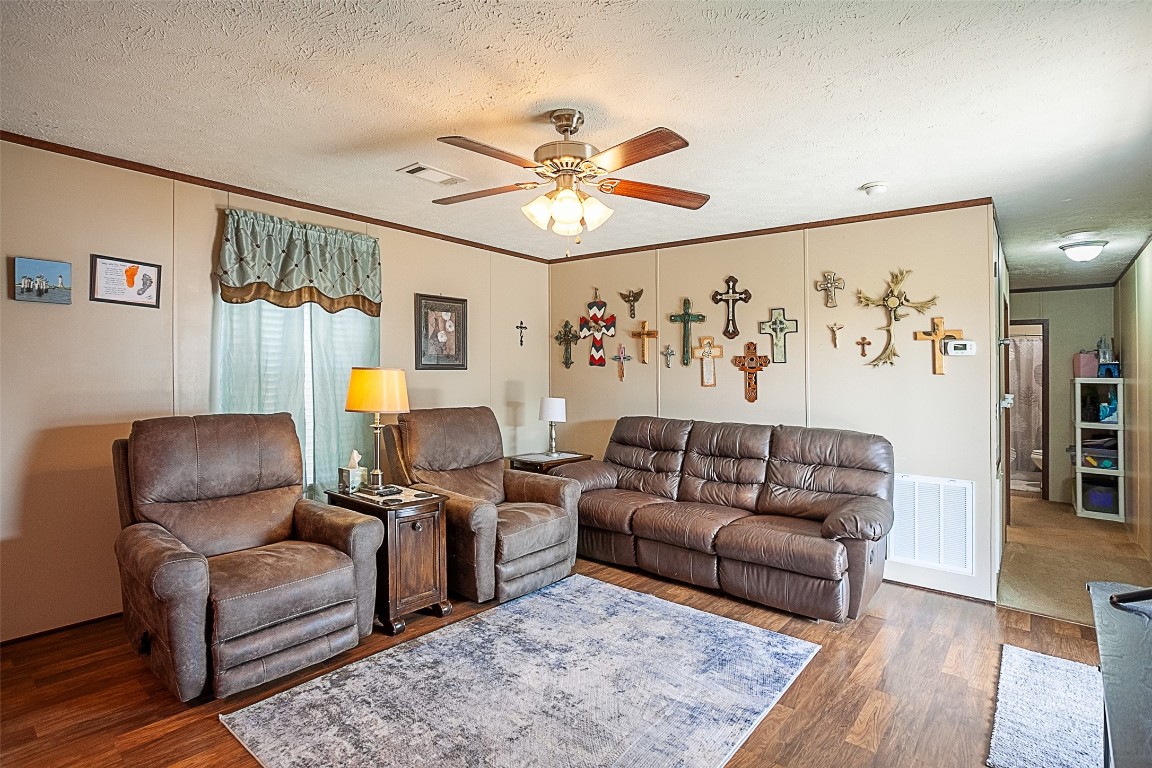 5117 S 15th Avenue Property Photo 4