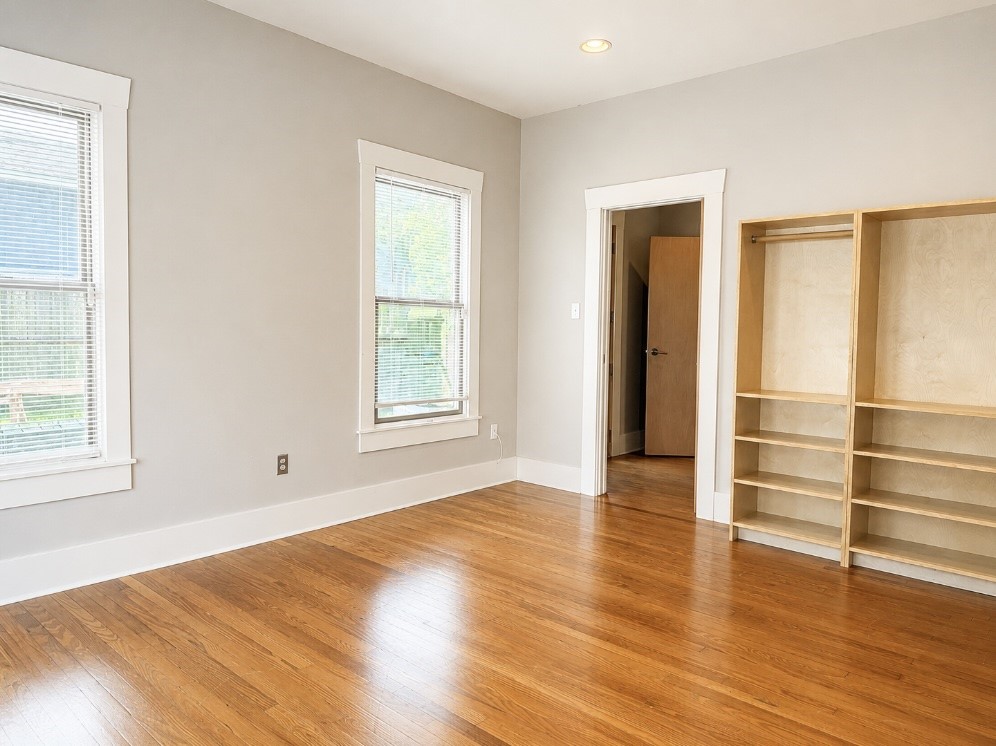 4530 Walker Street Property Photo 8