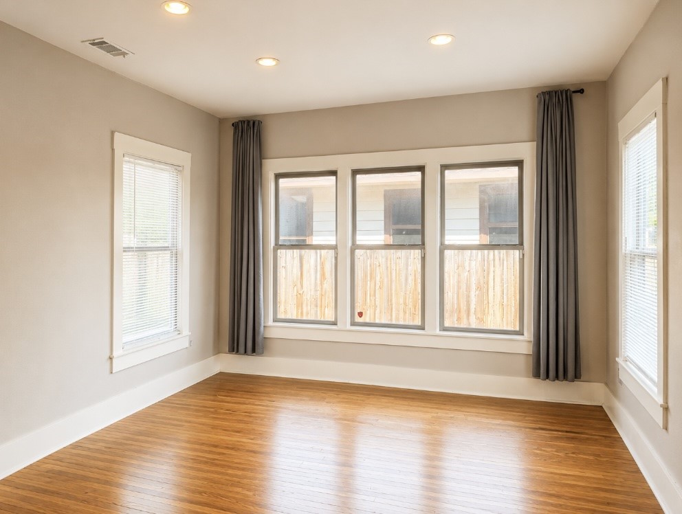 4530 Walker Street Property Photo 13