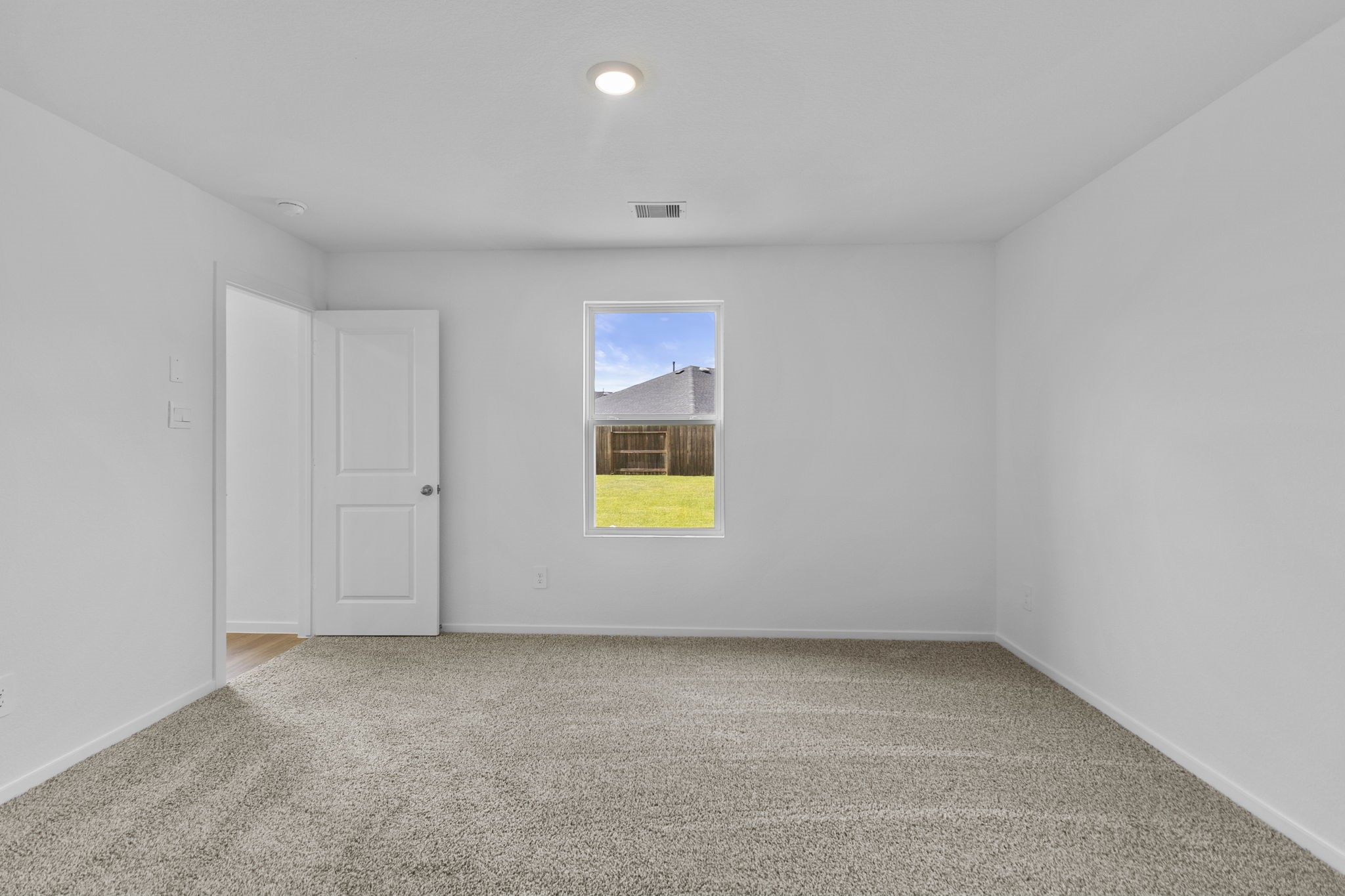 22026 Vernazza Bend Drive Property Photo 5