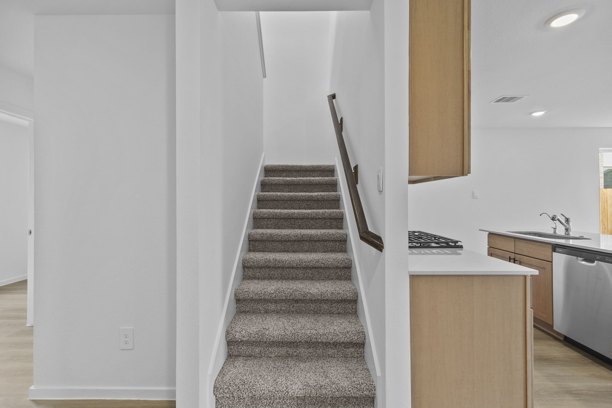 22026 Vernazza Bend Drive Property Photo 16
