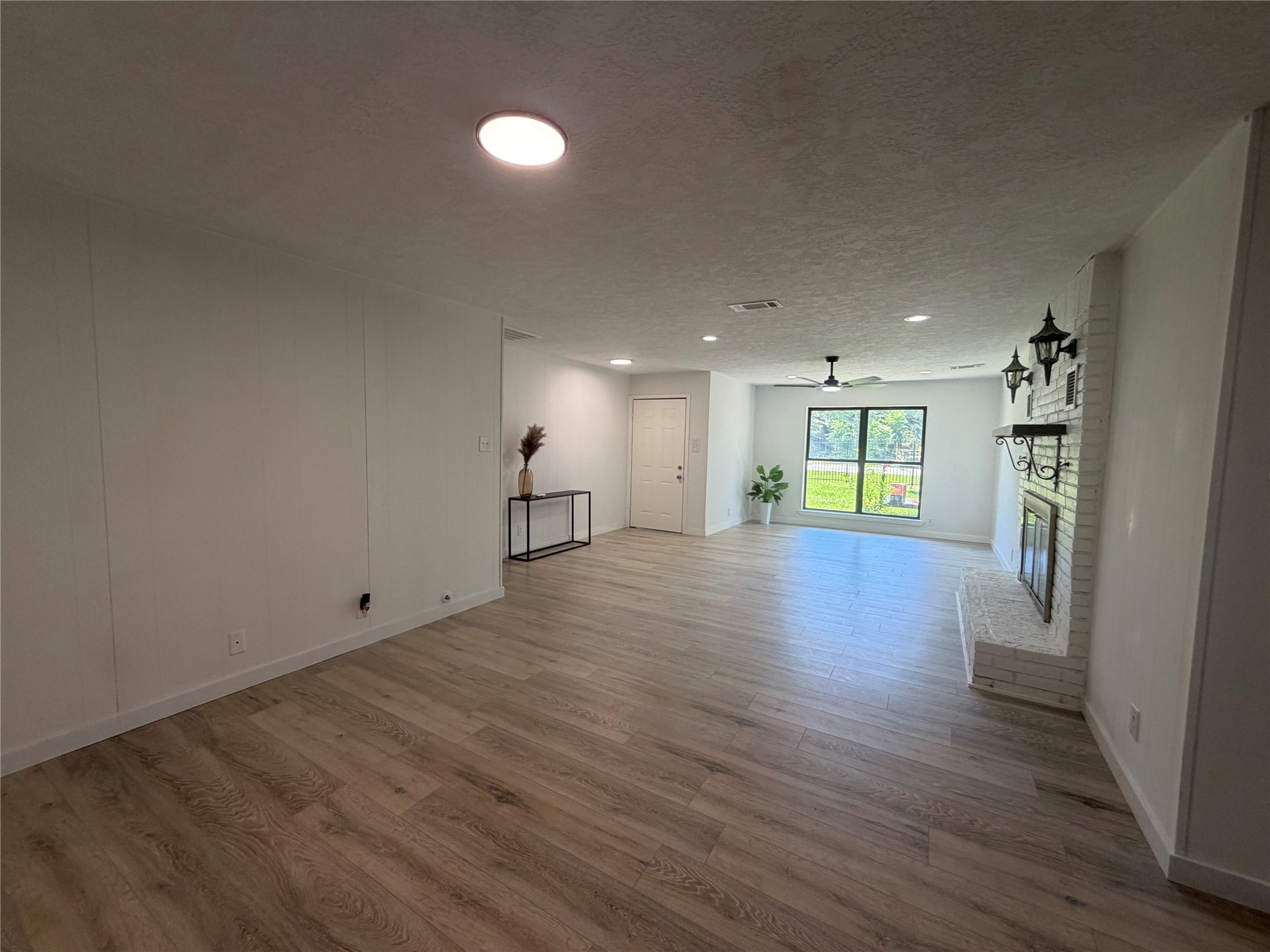 143 Hollyvale Drive Property Photo 20