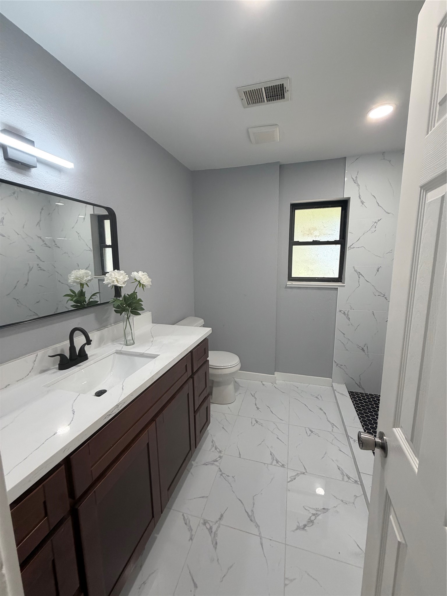 143 Hollyvale Drive Property Photo 24