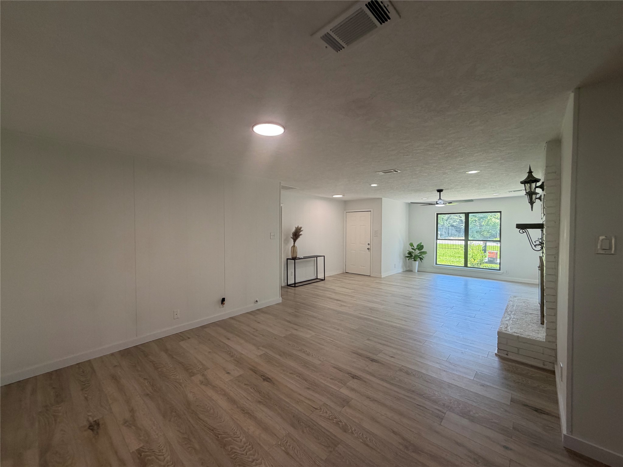 143 Hollyvale Drive Property Photo 34