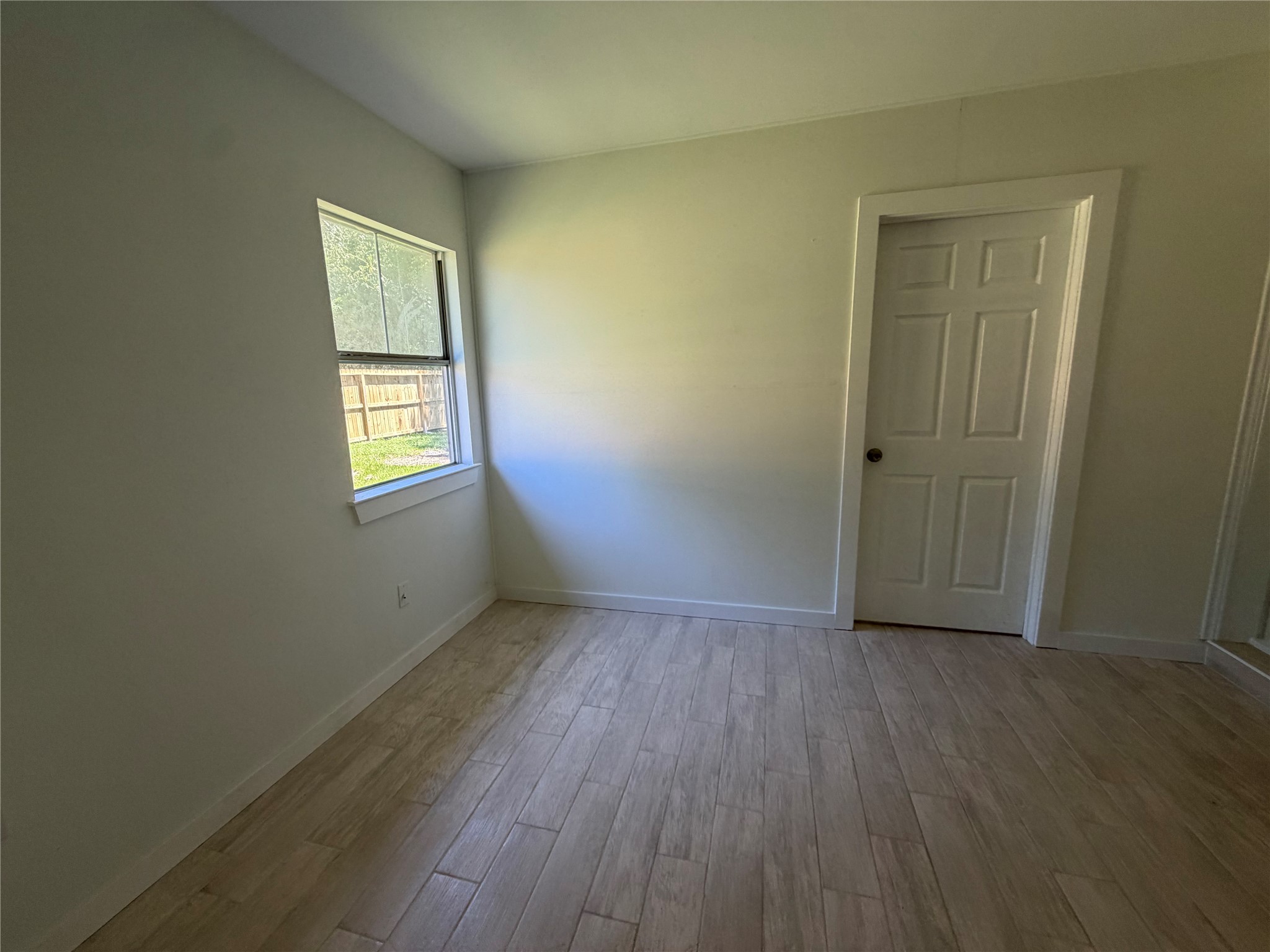 143 Hollyvale Drive Property Photo 36
