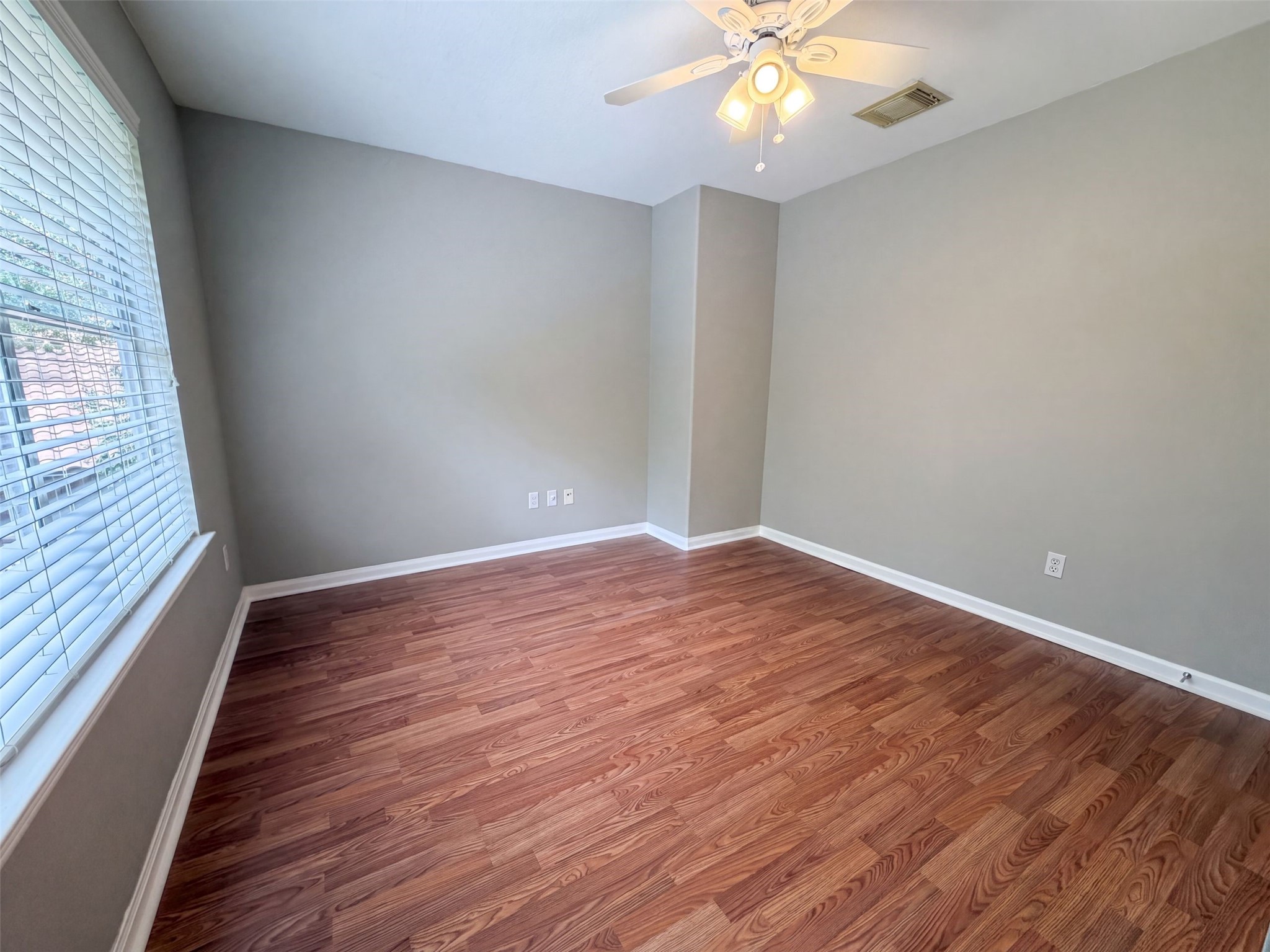 12159 Hawthorne Drive Property Photo 11