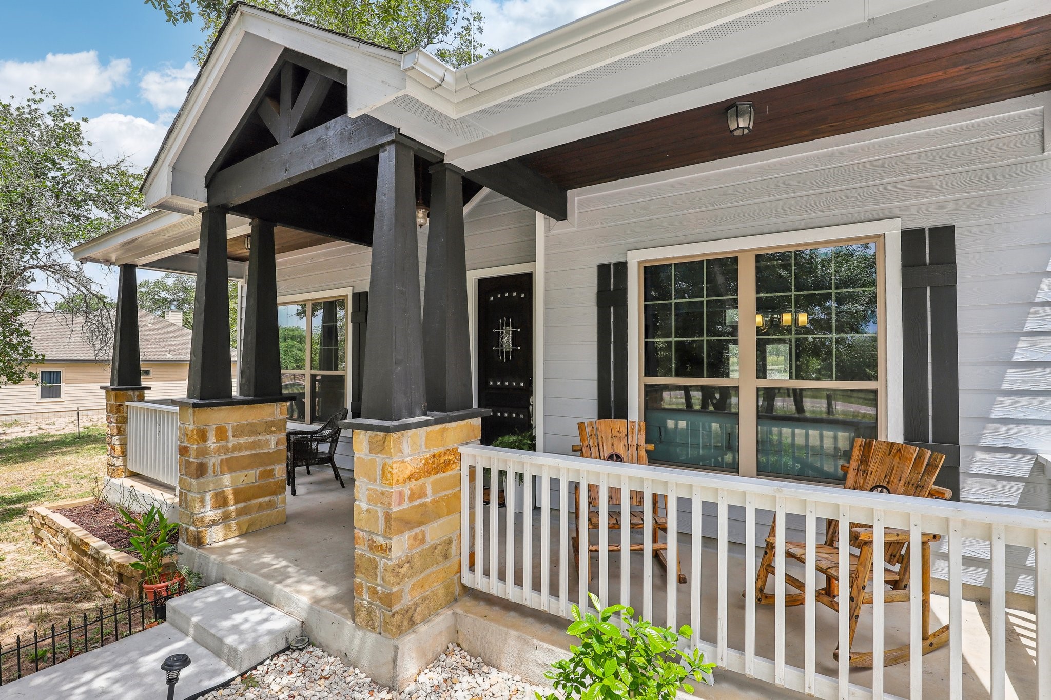 114 County Road 6863 Property Photo 7