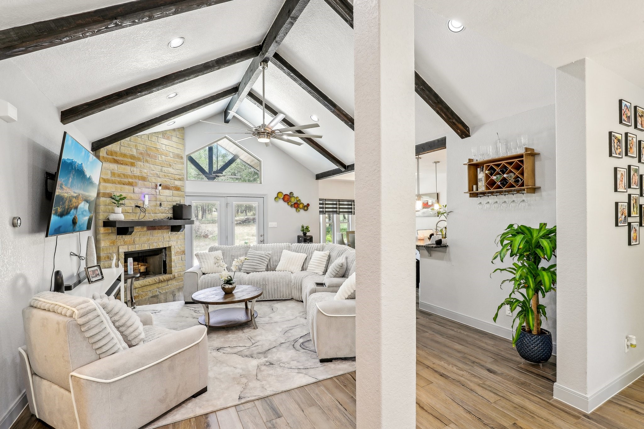 114 County Road 6863 Property Photo 8