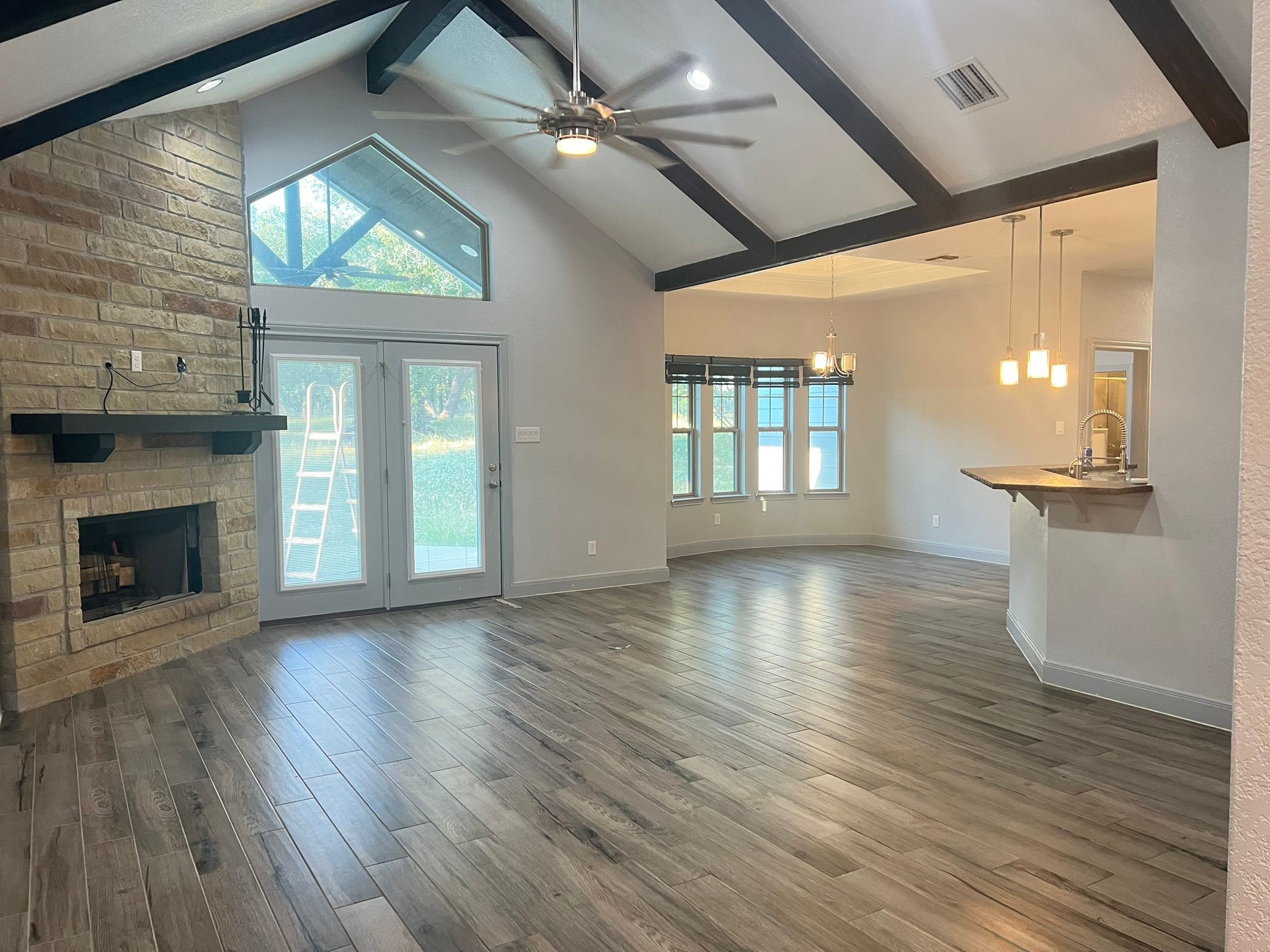 114 County Road 6863 Property Photo 9