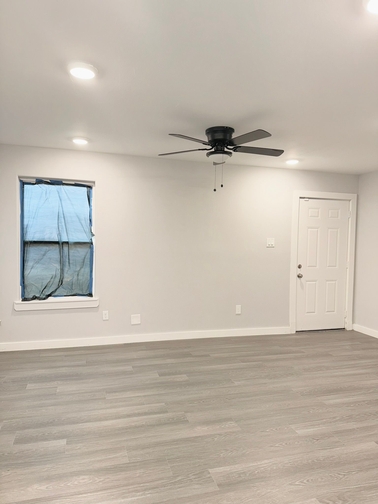 8109 Denton Street Property Photo 4