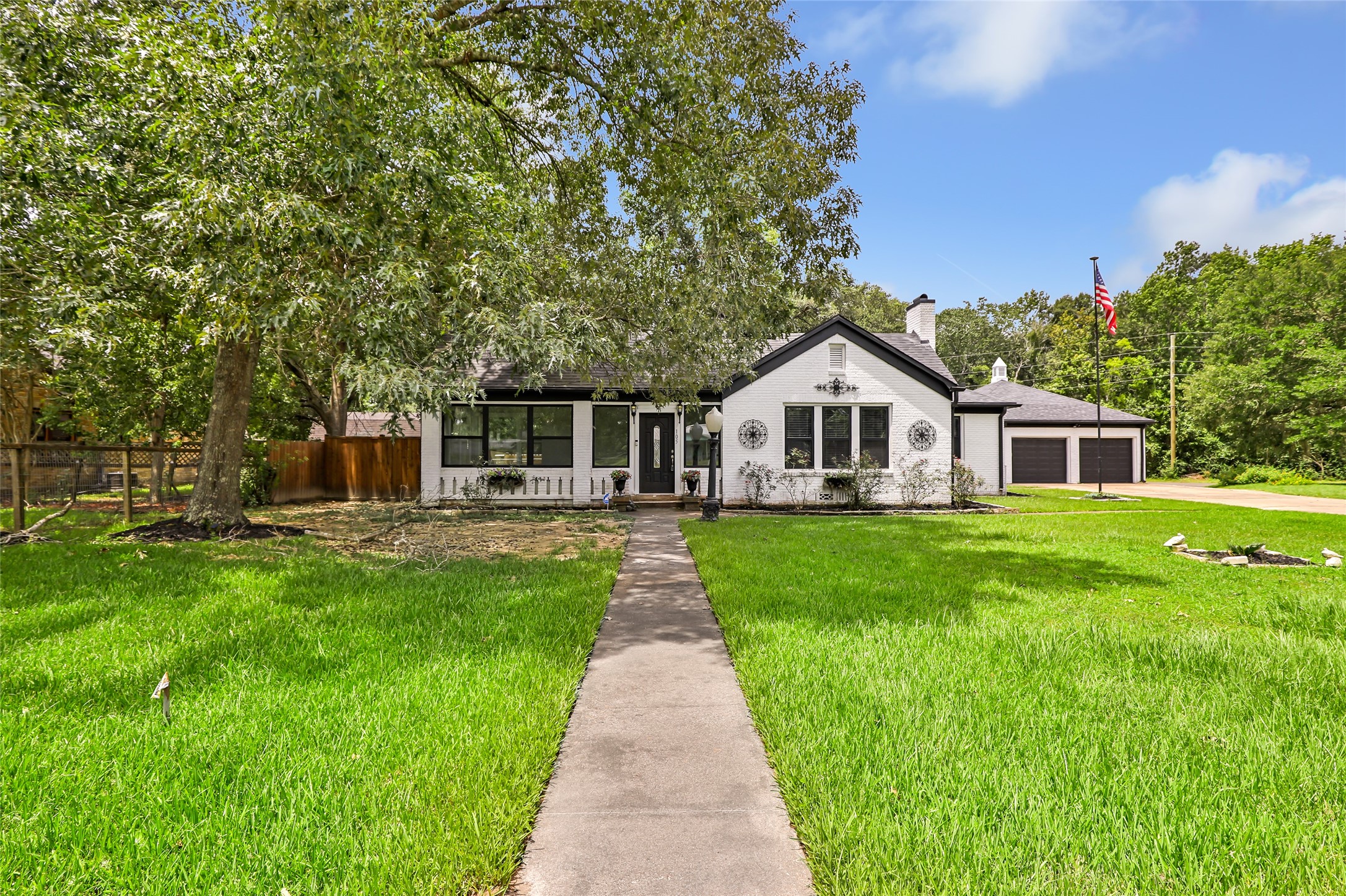 105 Wallisville Road Property Photo 1