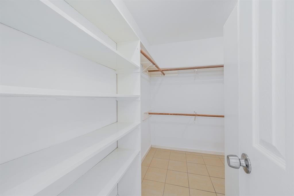 19511 Westhaven Drive Property Photo 21