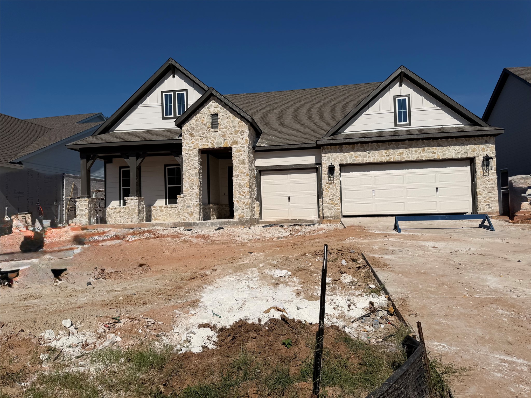 41746 Wendele Way Property Photo 2