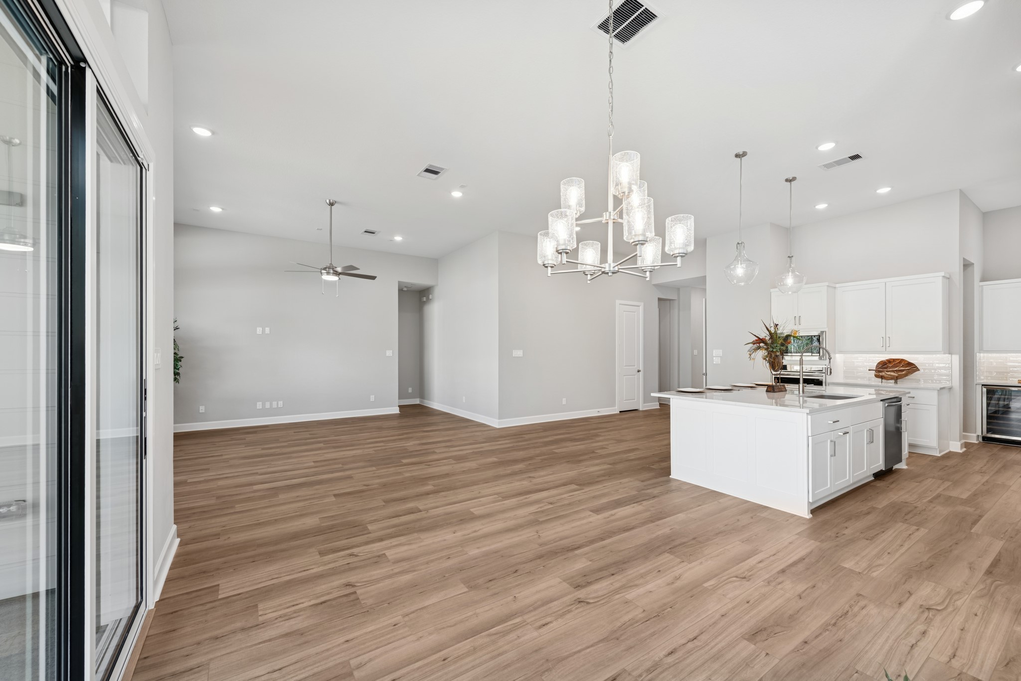 41746 Wendele Way Property Photo 10