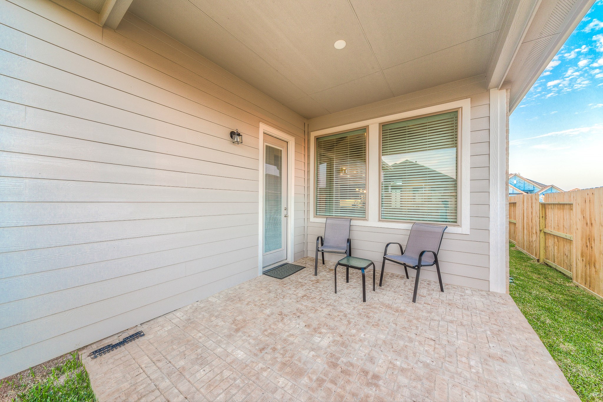 8710 Crossing Oak Lane Property Photo 26