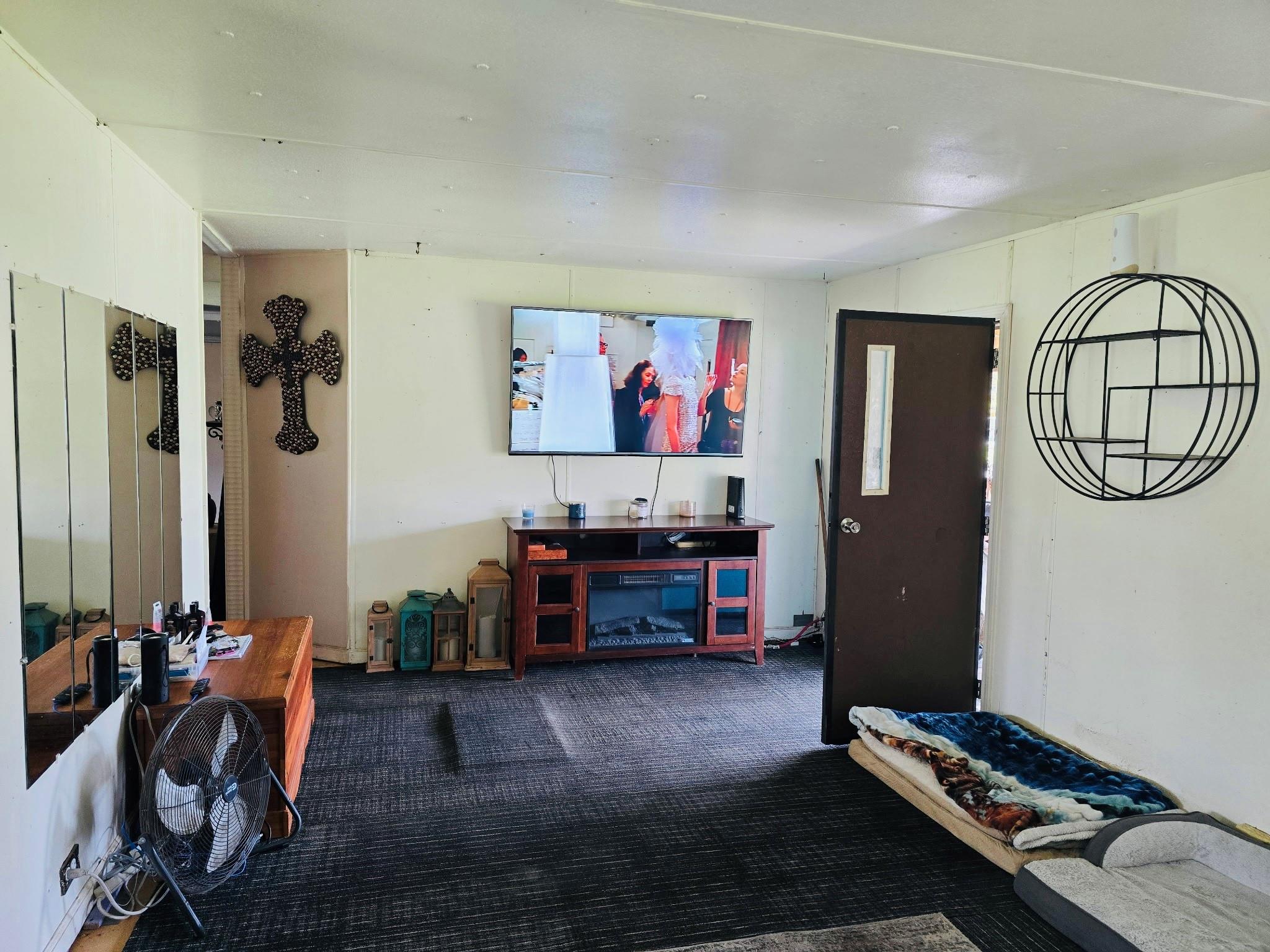 17189 Valley Lane Property Photo 6