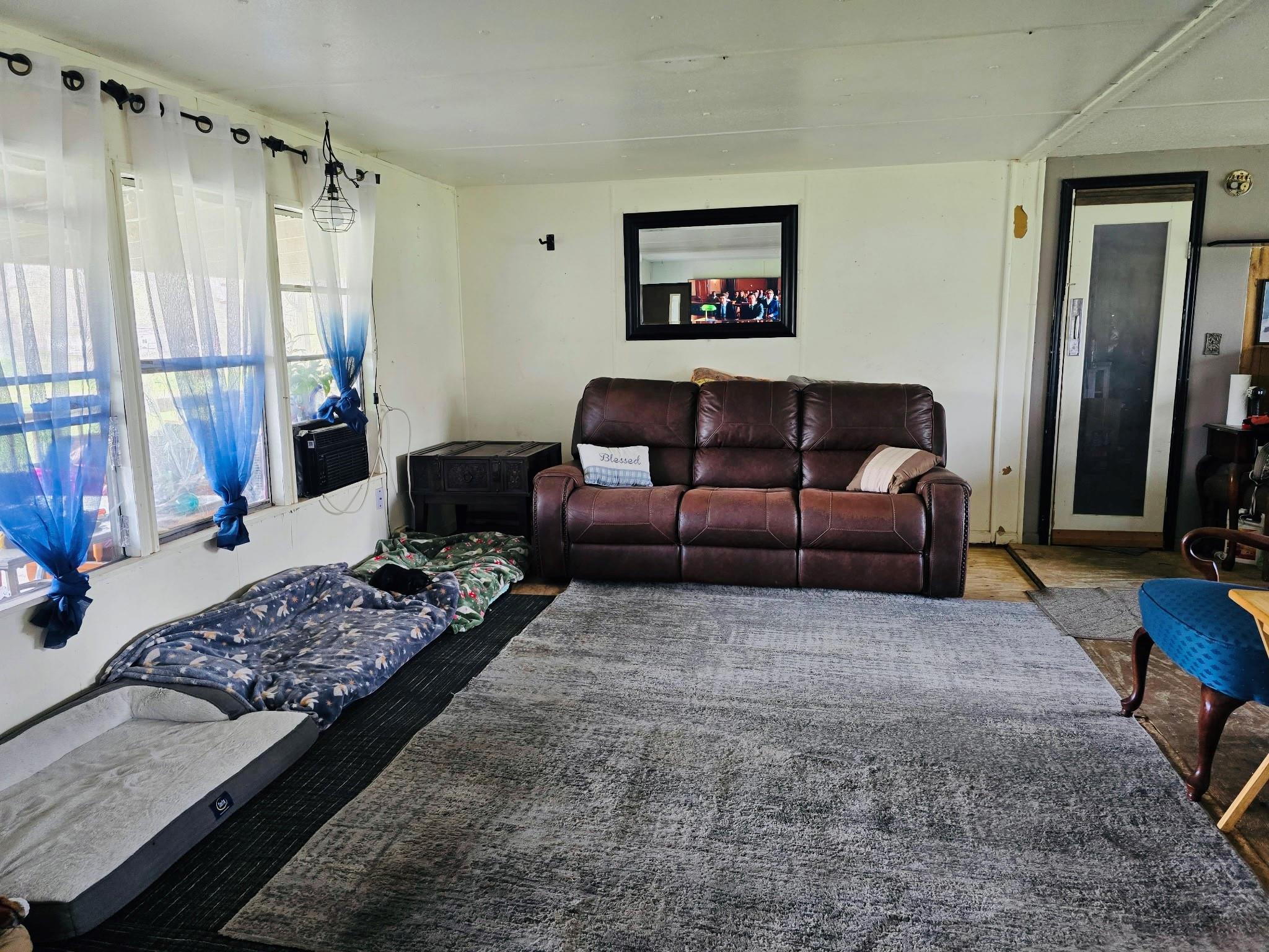 17189 Valley Lane Property Photo 7