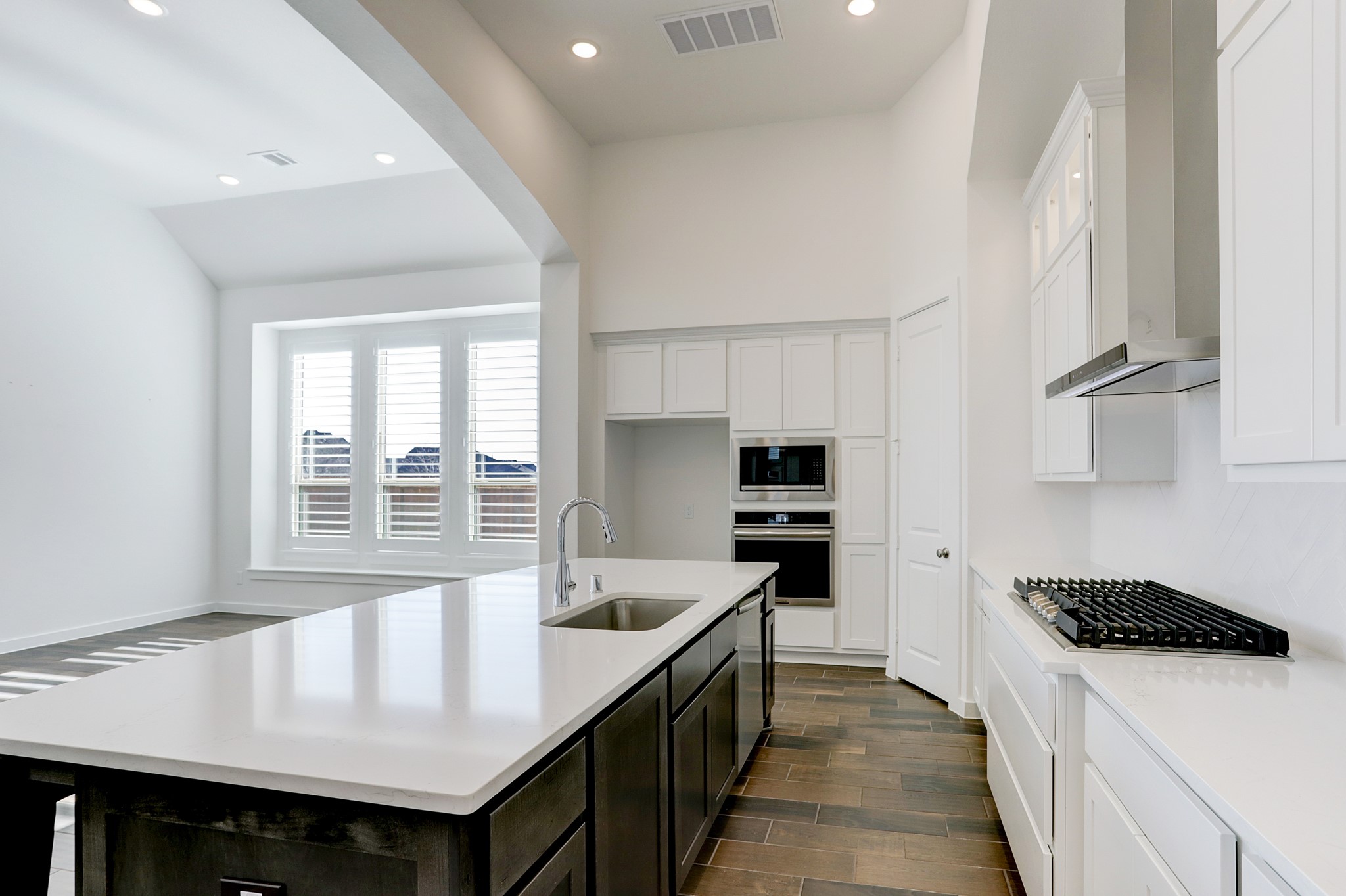 2722 Sierra Forest Court Property Photo 5