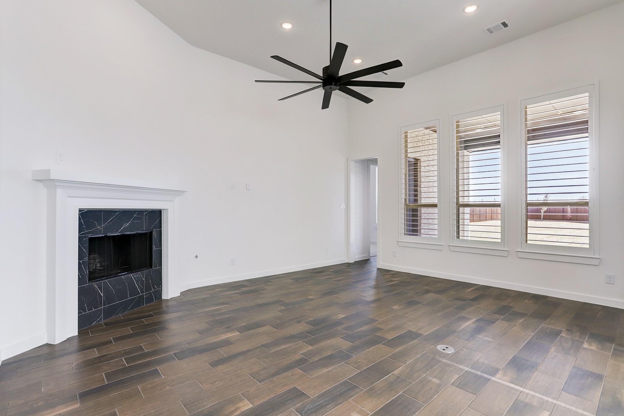 2722 Sierra Forest Court Property Photo 9