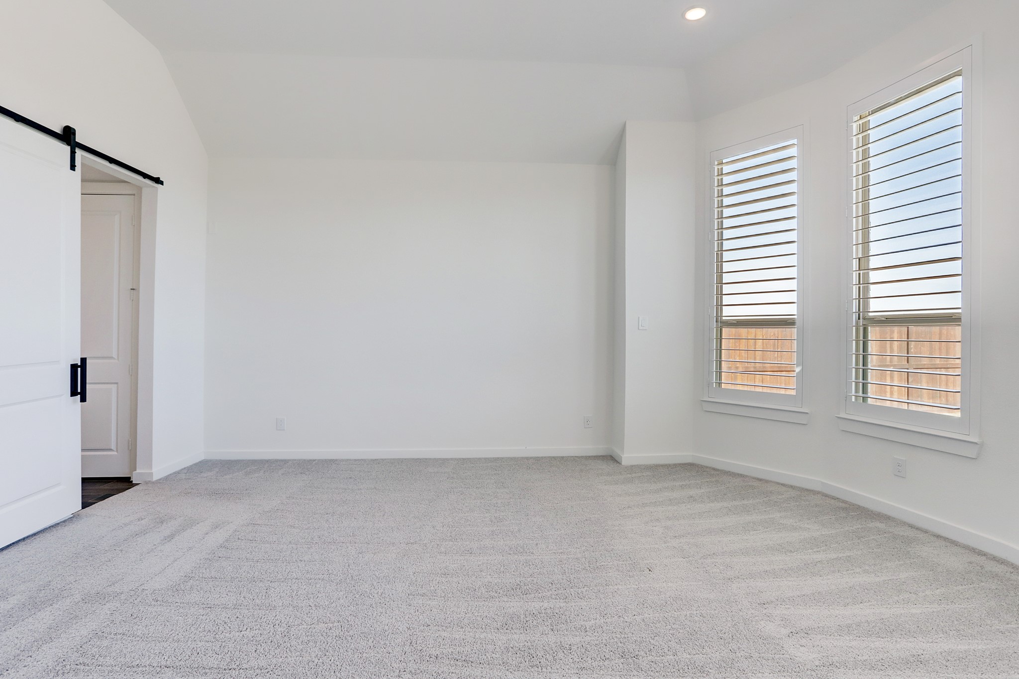 2722 Sierra Forest Court Property Photo 16