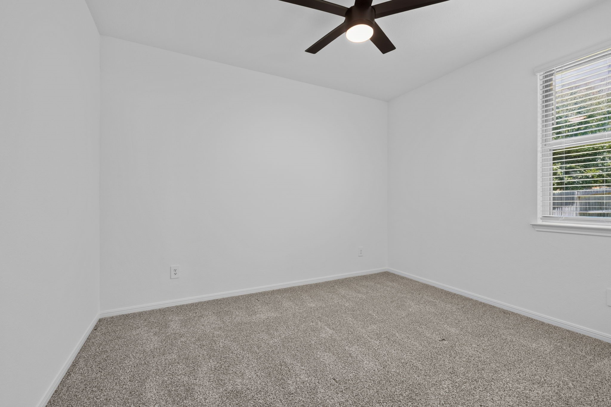 373 Pleasant Hill Way Property Photo 11