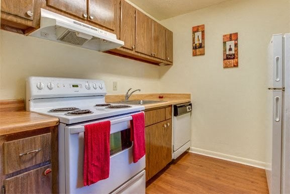 1809 Debarry Ave Property Photo 6