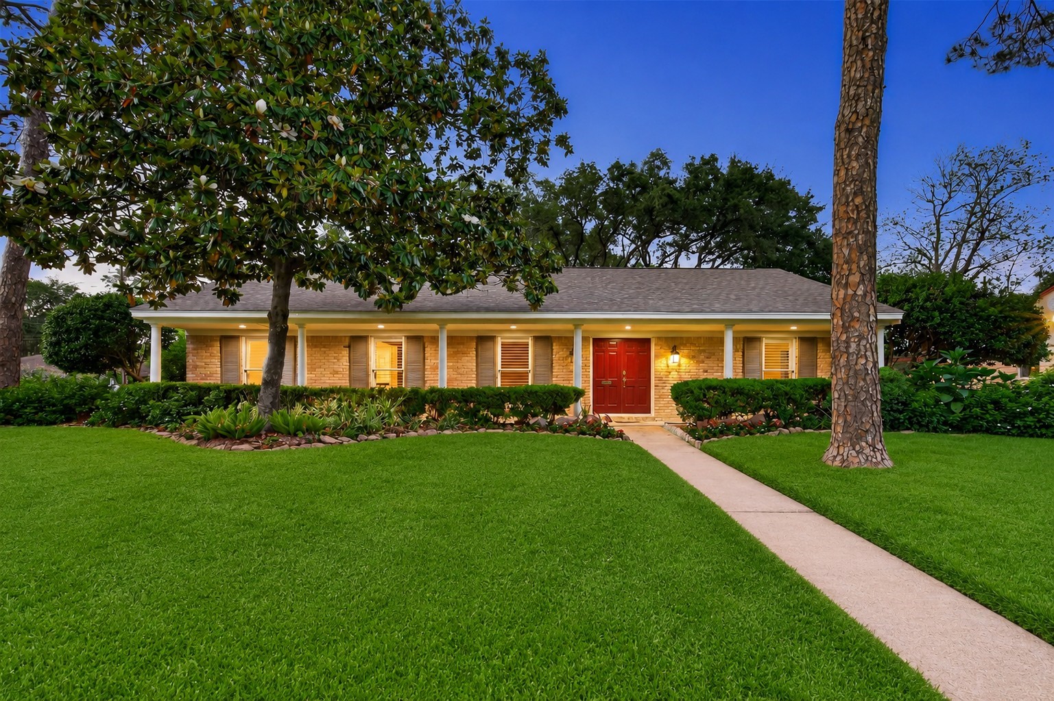 5638 Sanford Road Property Photo 1
