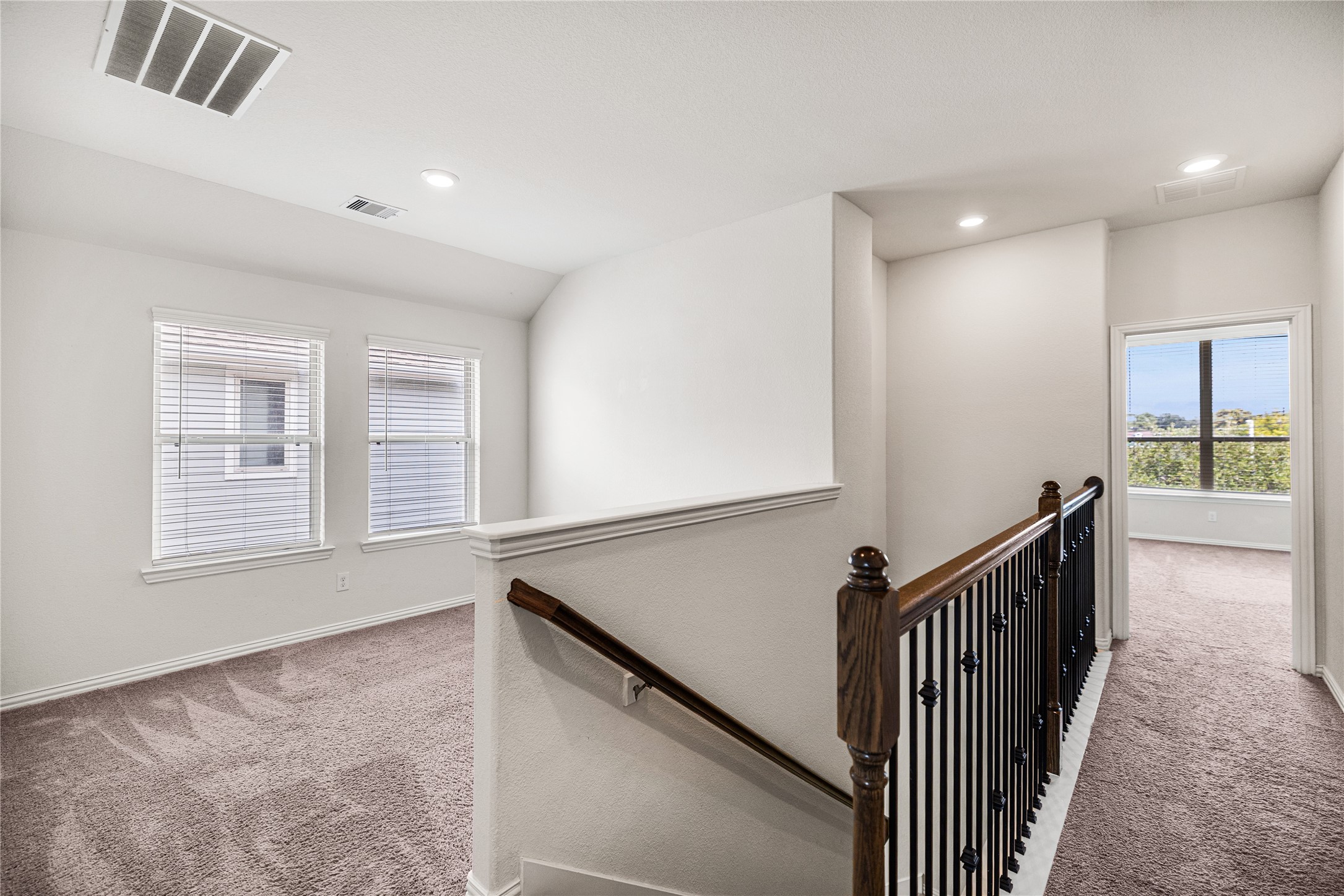 219 Club Crest Lane Property Photo 16