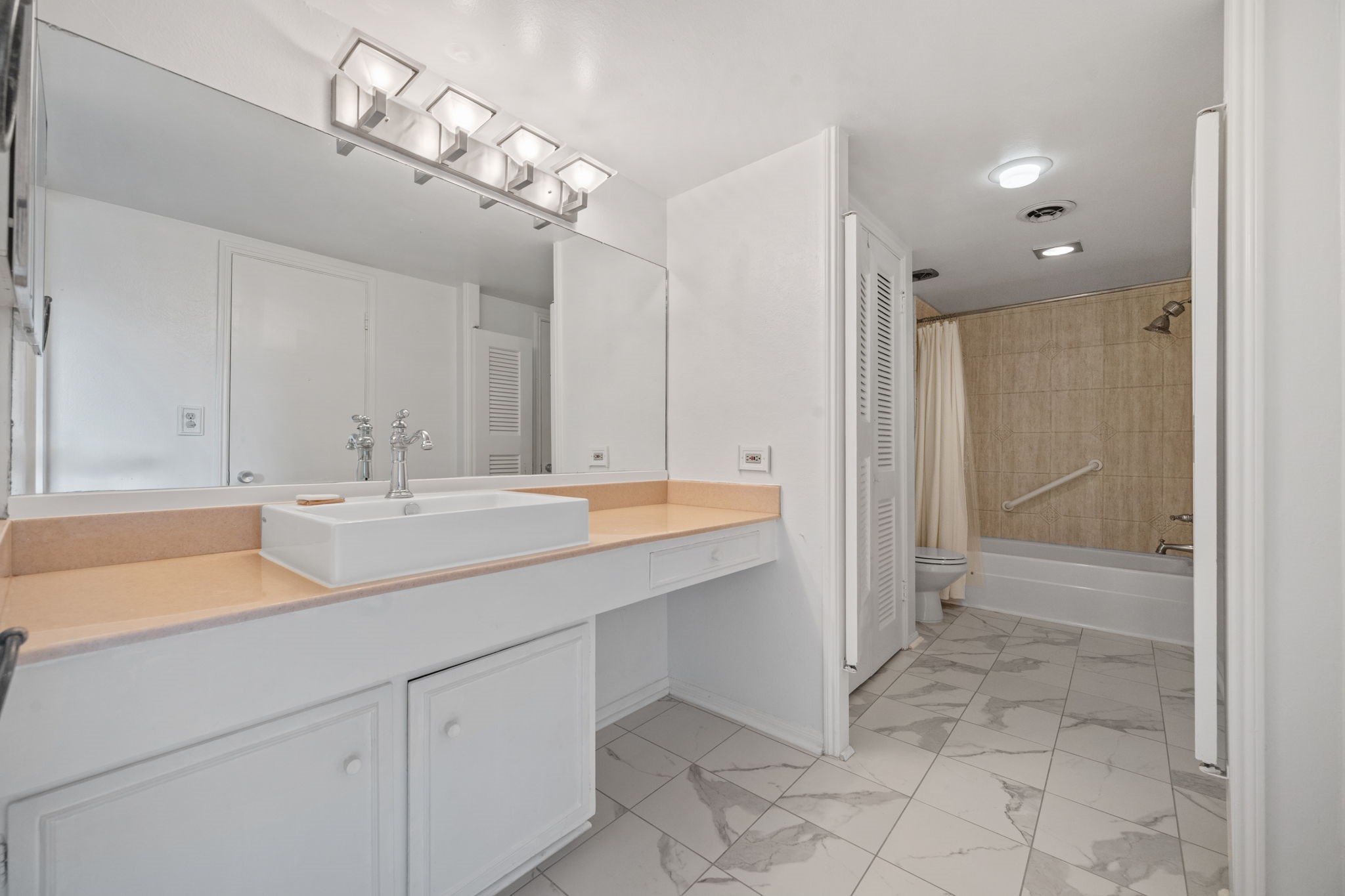 642 S Ripple Creek Drive 642 Property Photo 10