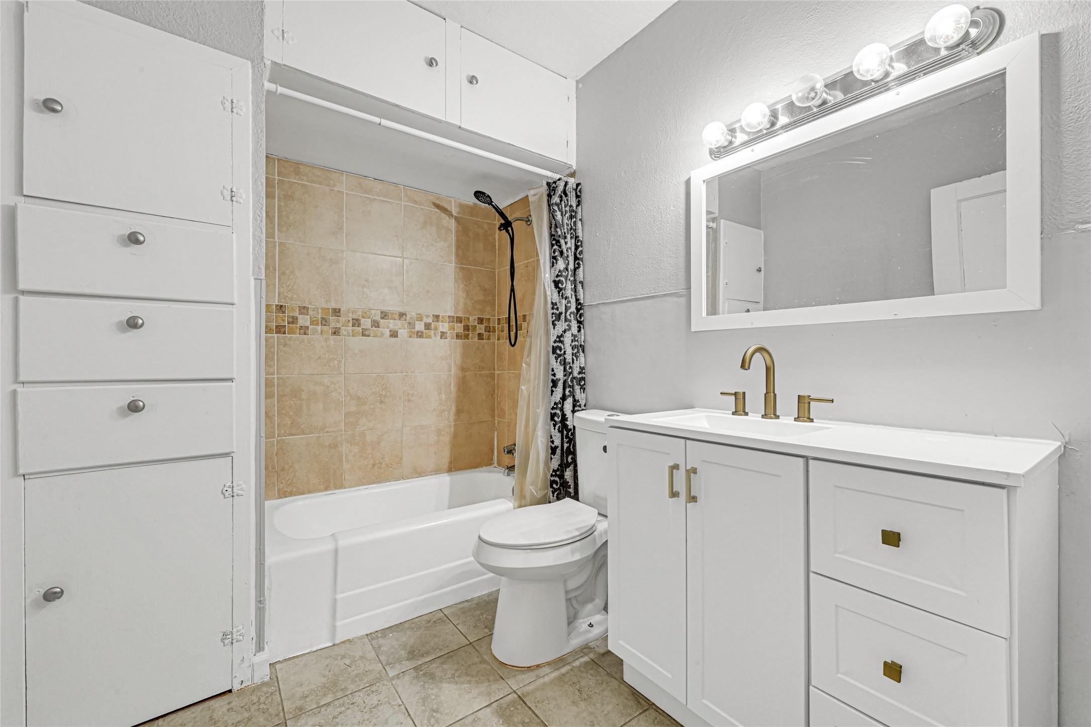105 Highway Boulevard Property Photo 10