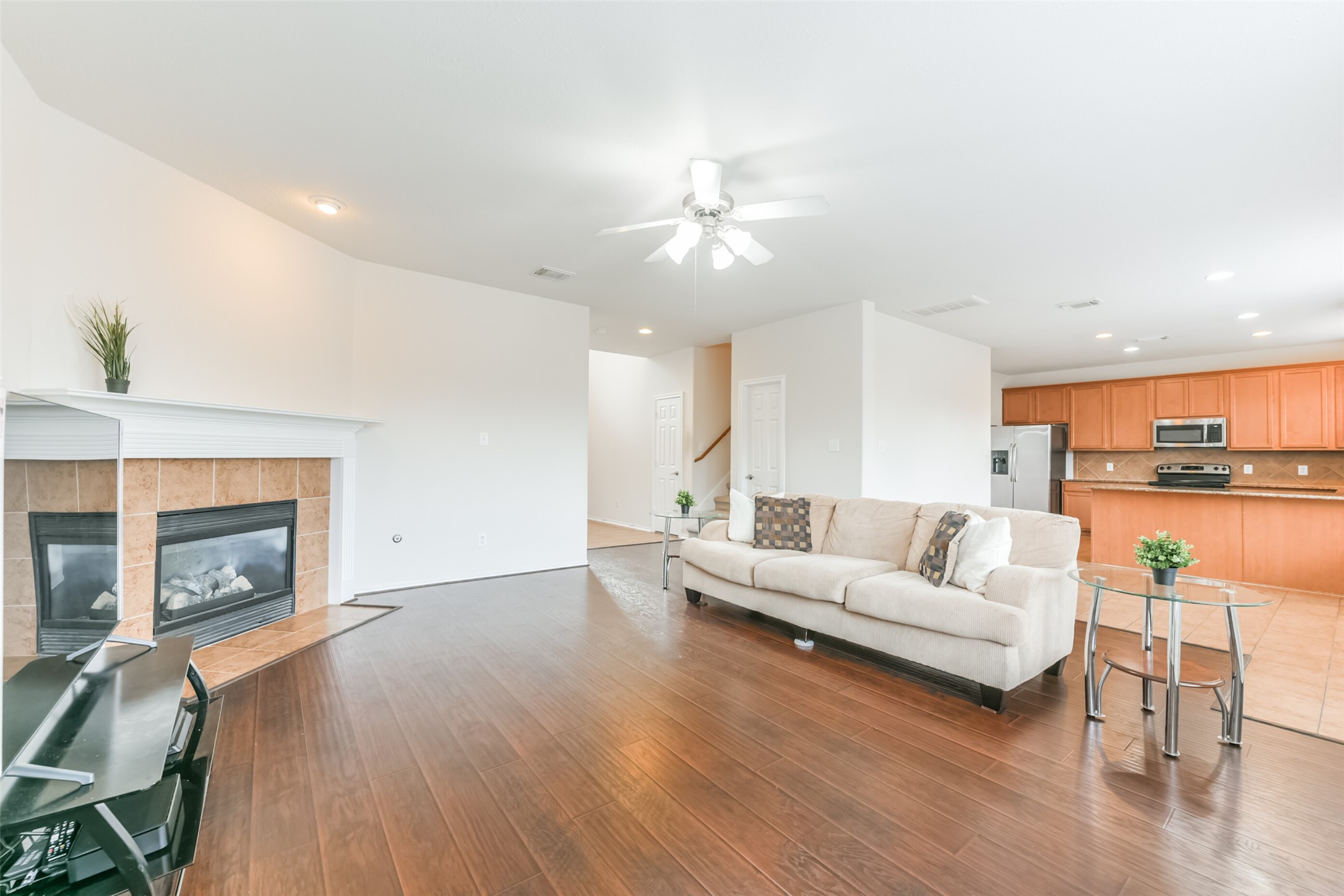 5418 Lilac Grove Lane Property Photo 4