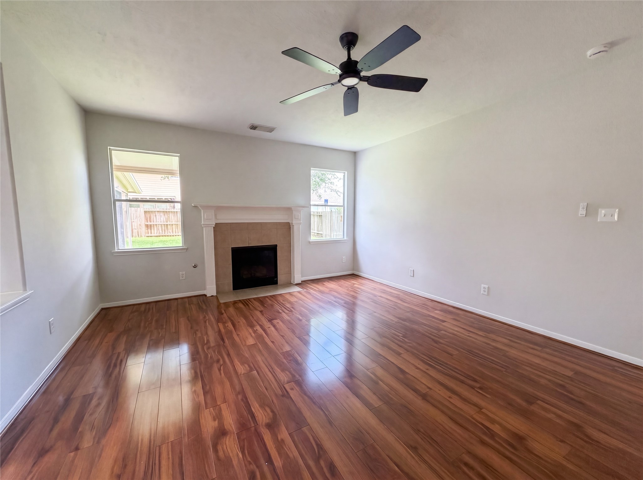 3714 Windmill Links Drive Property Photo 3