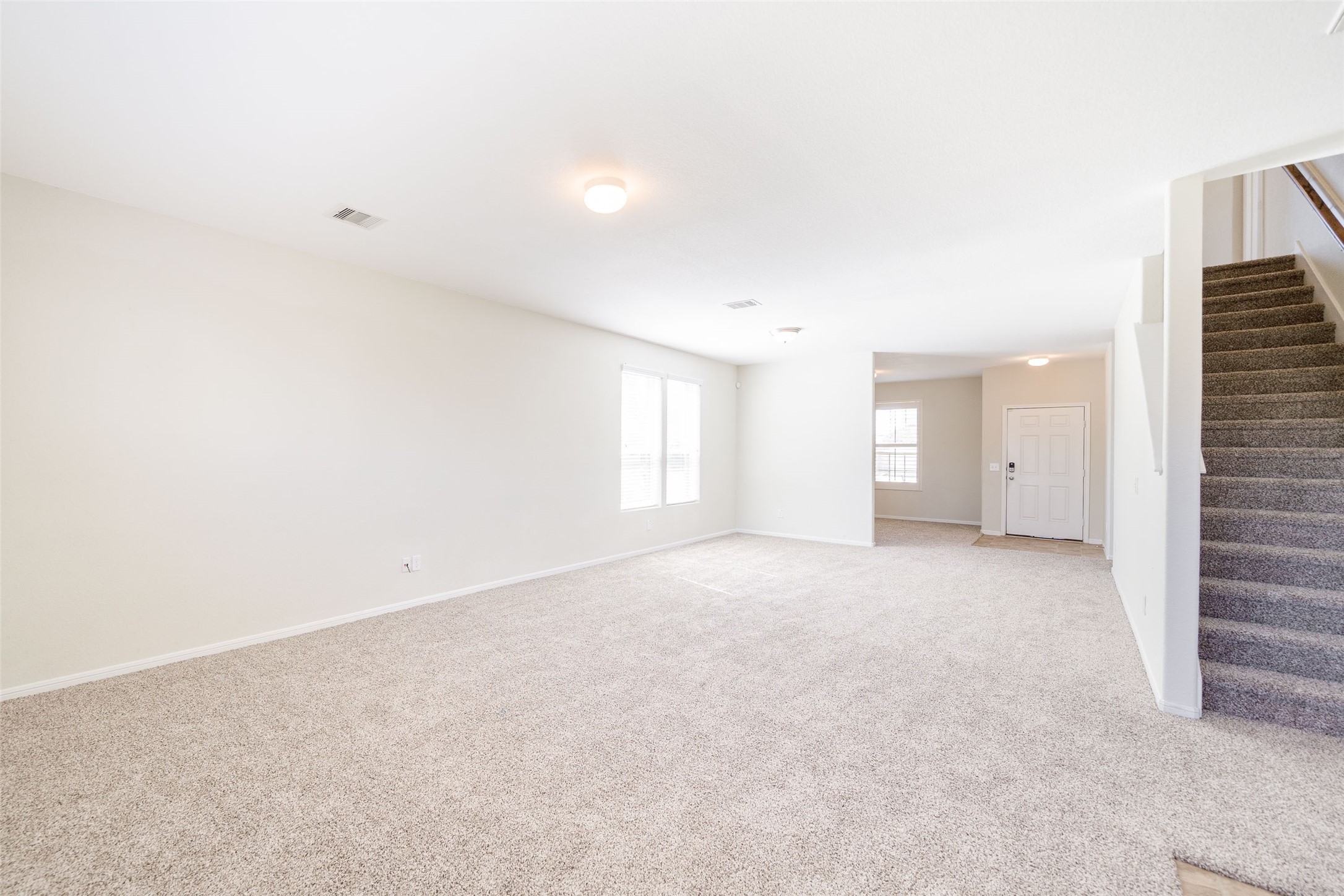 15810 Mountain Willow Way Property Photo 8
